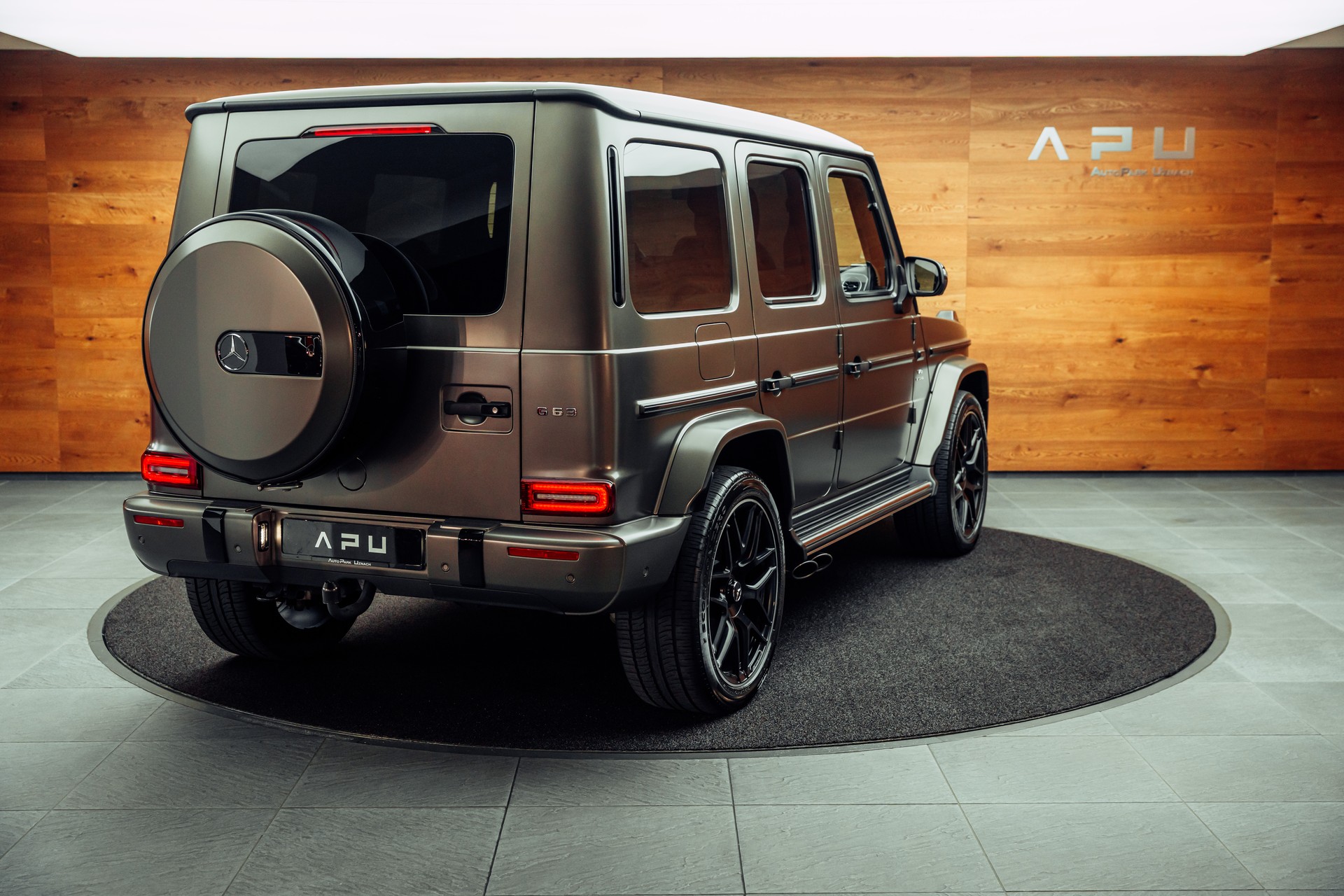 MERCEDES-BENZ G 63 AMG Speedshift Plus G-Tronic-showroom-element-1