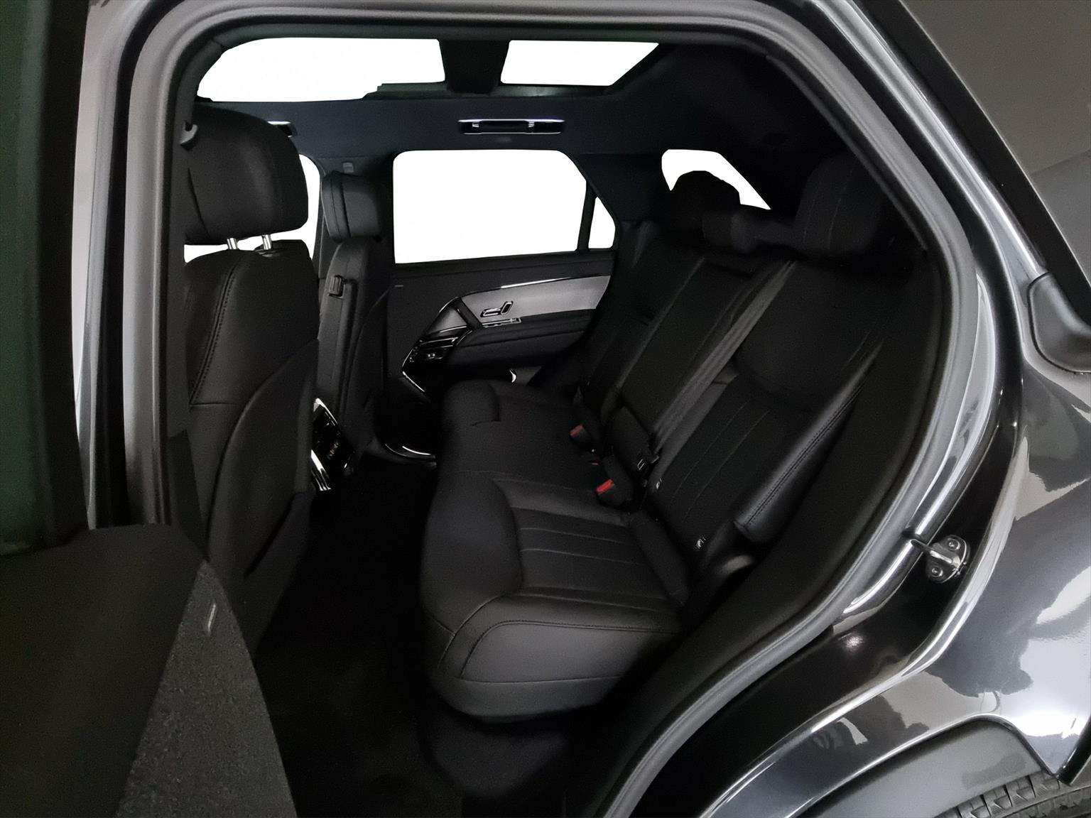 LAND ROVER Range Rover Sport 3.0 PHEV Dynamic SE-image-6