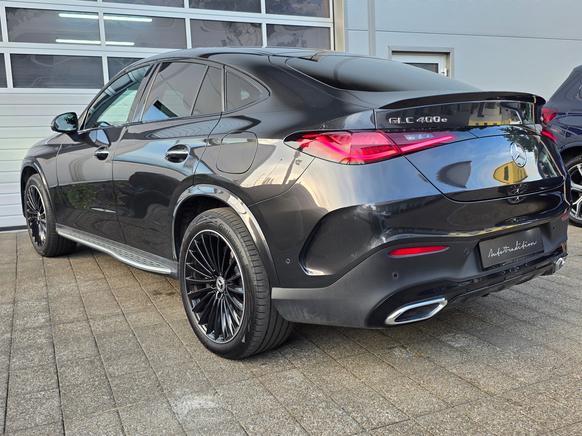 MERCEDES-BENZ GLC Coupé 400 e 4Matic EQ Star 9G-Tronic ** VOLLAUSSTATTUNG -GRATIS-SERVICE -WERKSGARANTIE -BURSMASTER -PANORAMA -KOMFORT PAK.-showroom-element-3