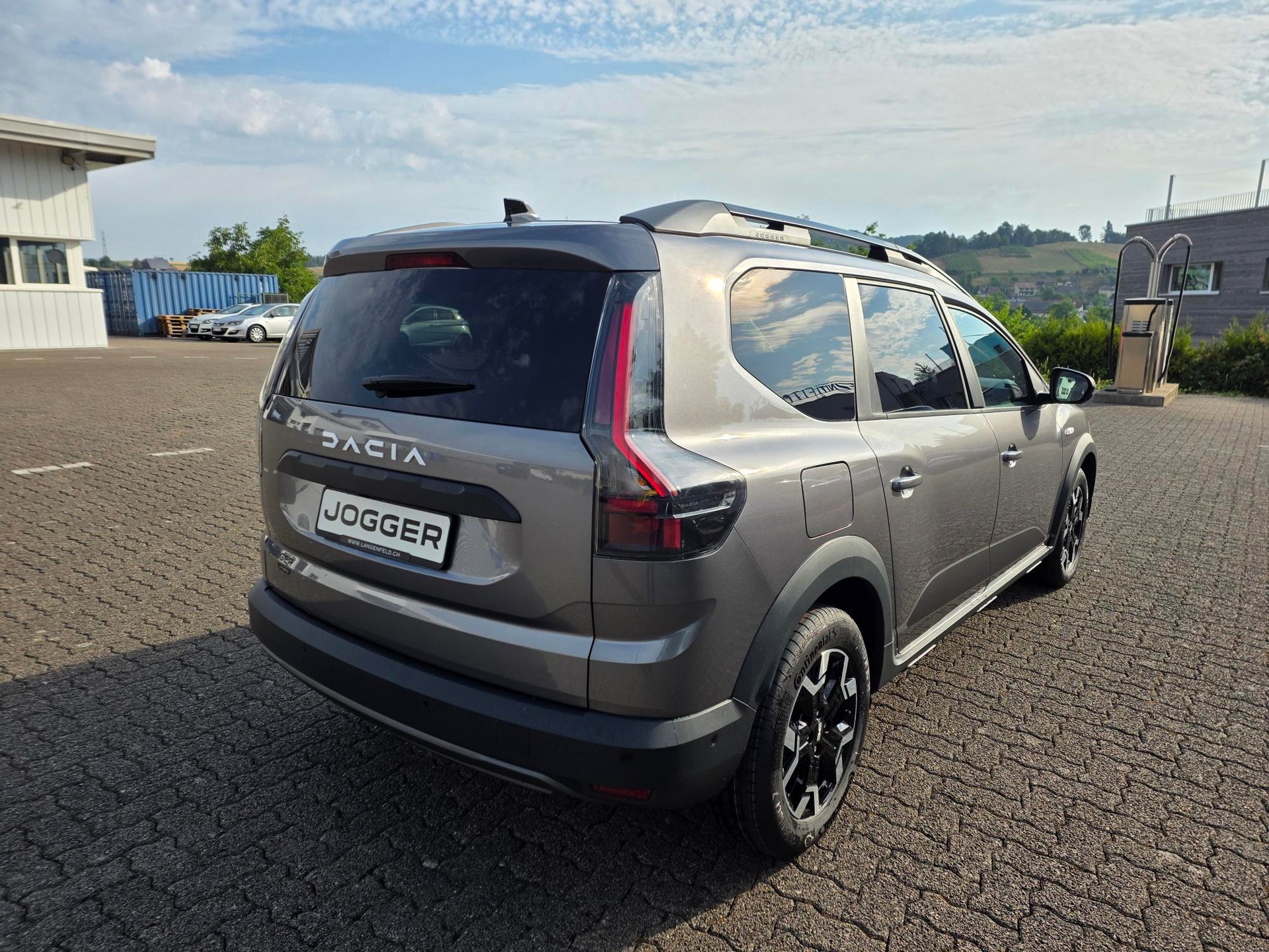 DACIA Jogger 1.8 Hybrid Journey-image-3