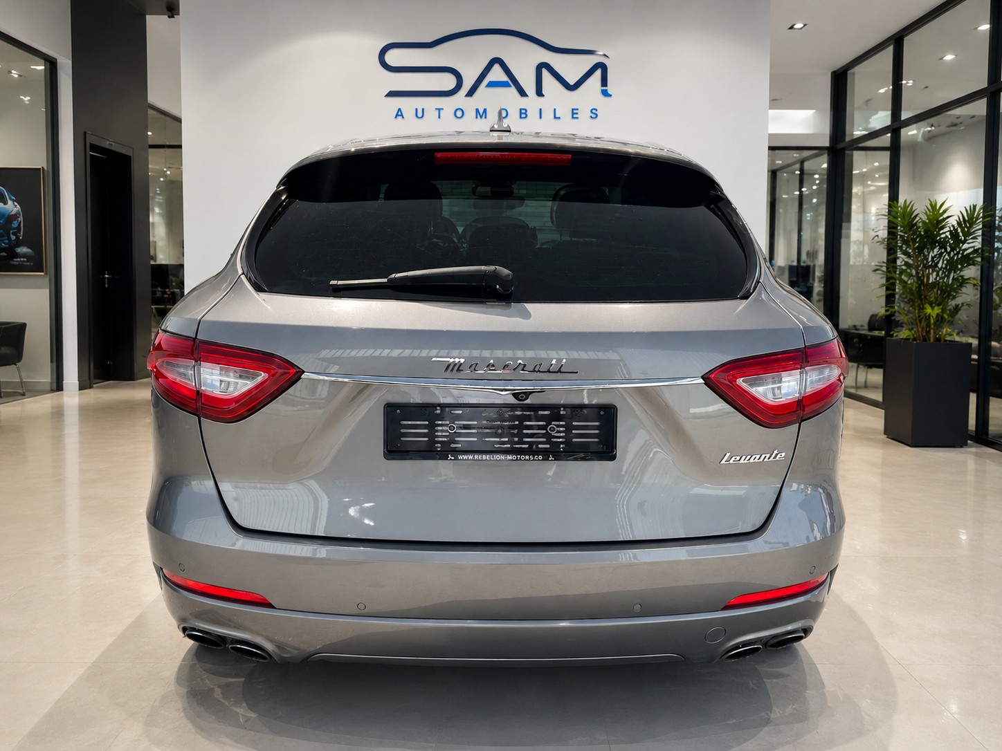 MASERATI Levante S 3.0 V6 Automatica-image-4