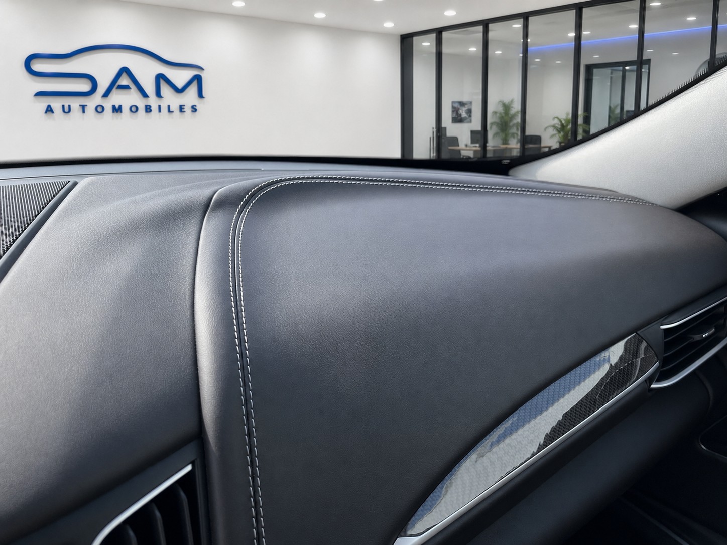 MASERATI Levante S 3.0 V6 Automatica-image-14