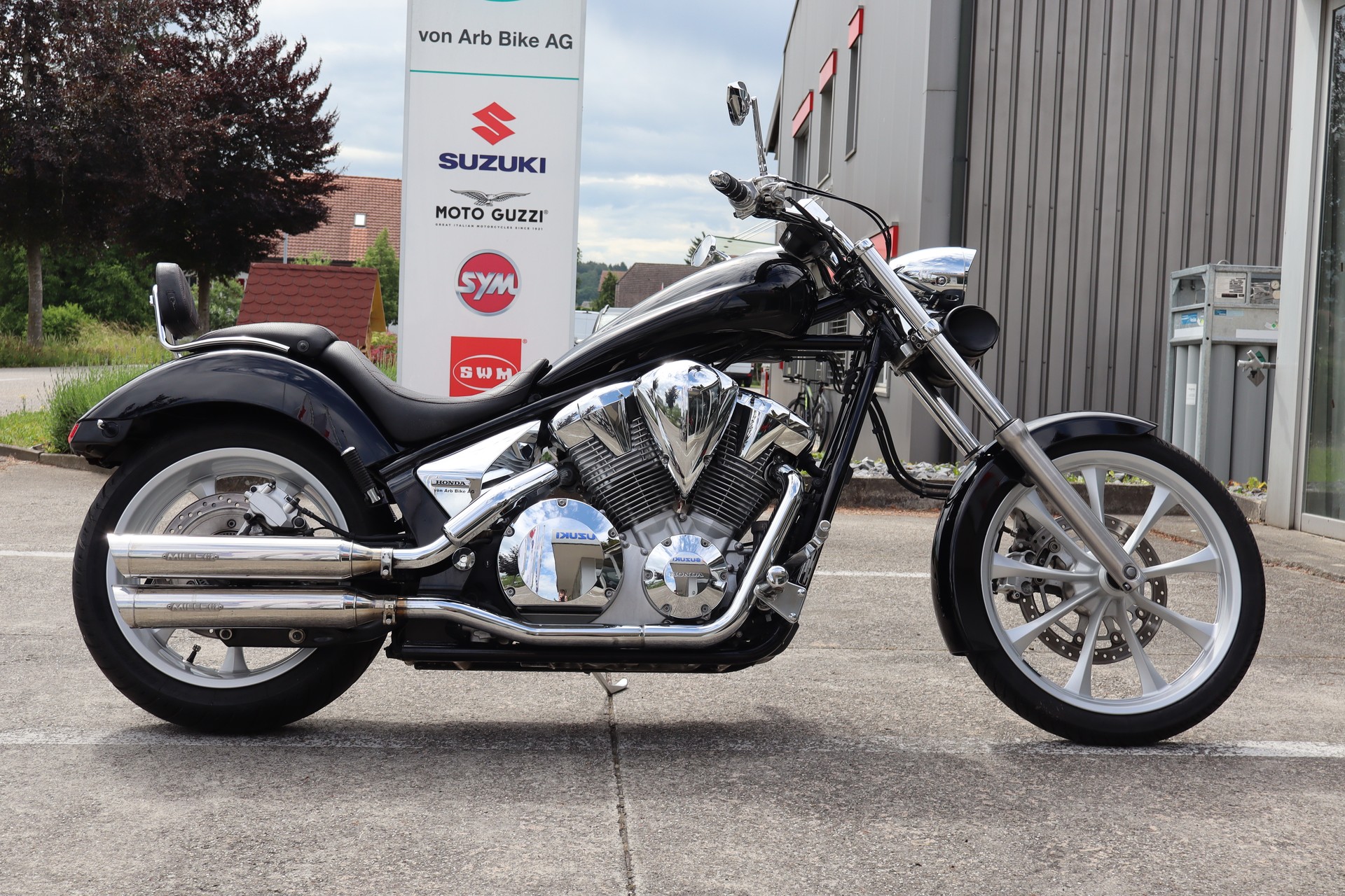 HONDA VT 1300 CX ABS-image-0