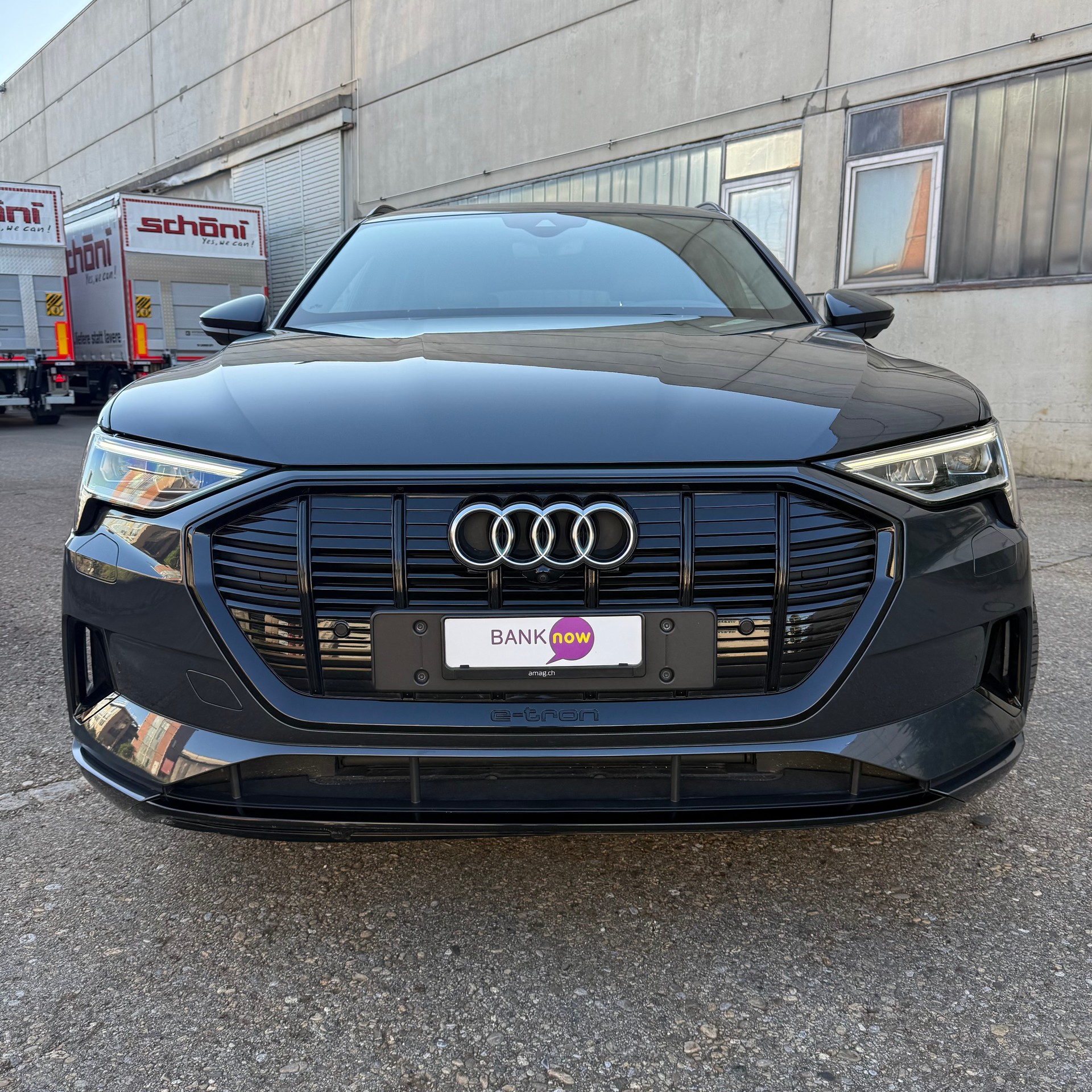 AUDI e-tron 50 S Line quattro Swiss-showroom-element-1