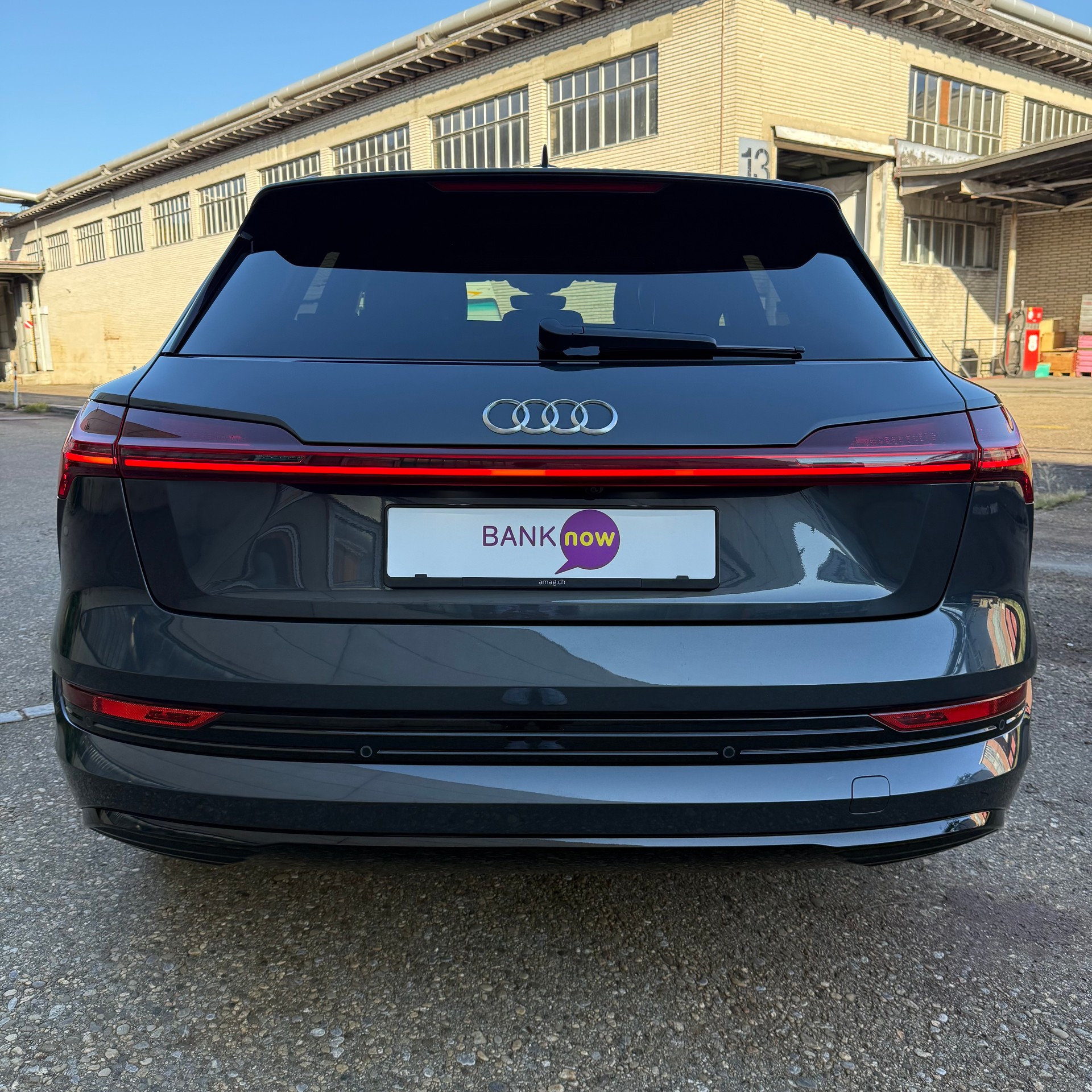 AUDI e-tron 50 S Line quattro Swiss-image-4