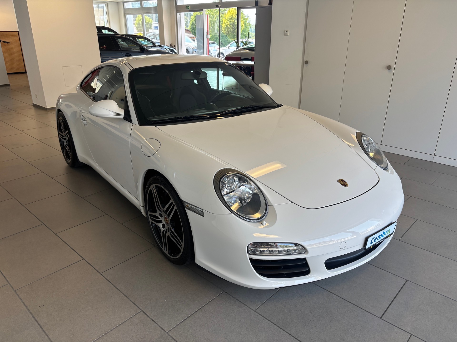 PORSCHE 911 Carrera 4 997.2 Handschaltung-showroom-element-1