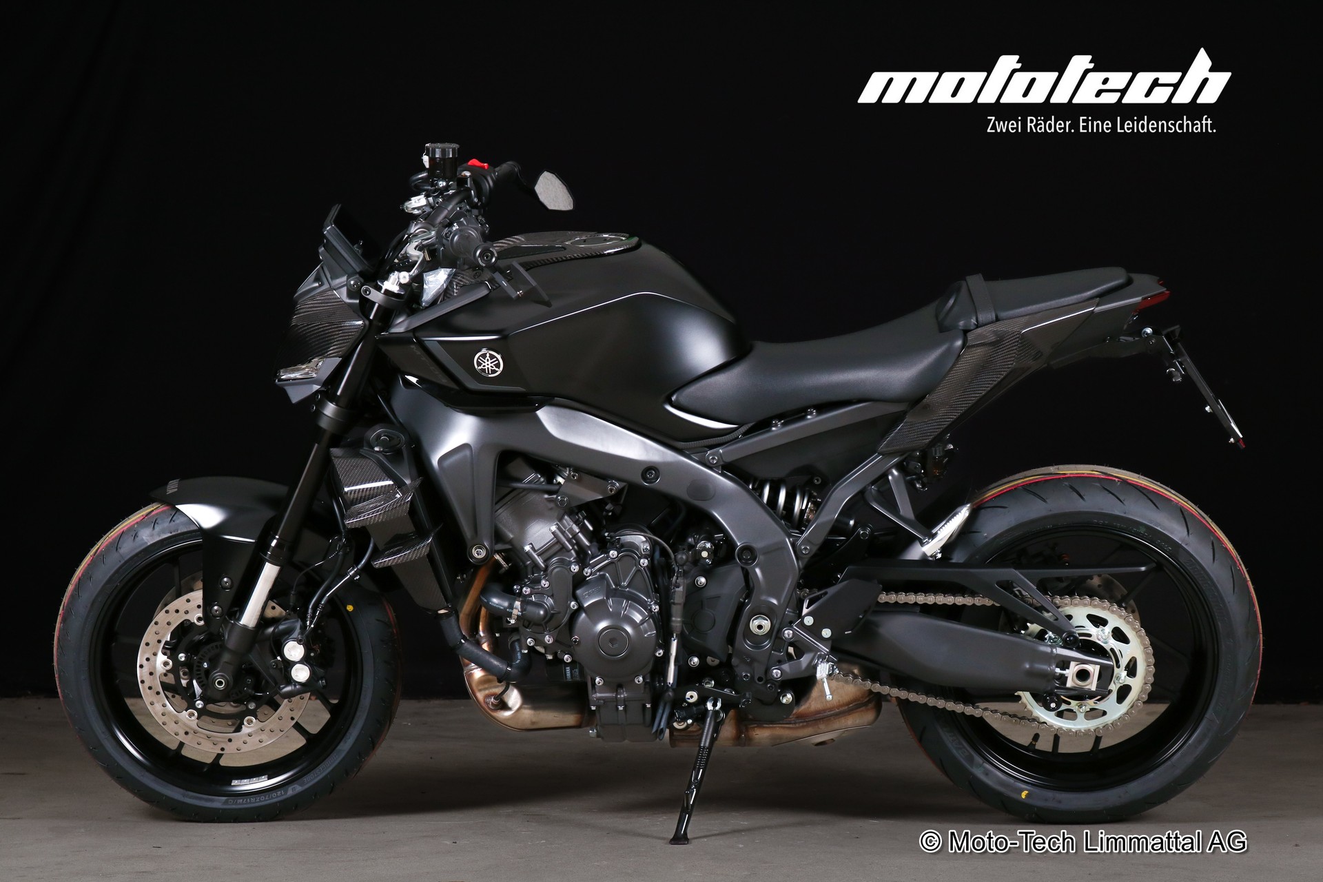 YAMAHA MT-09 CARBON EDITION-image-4