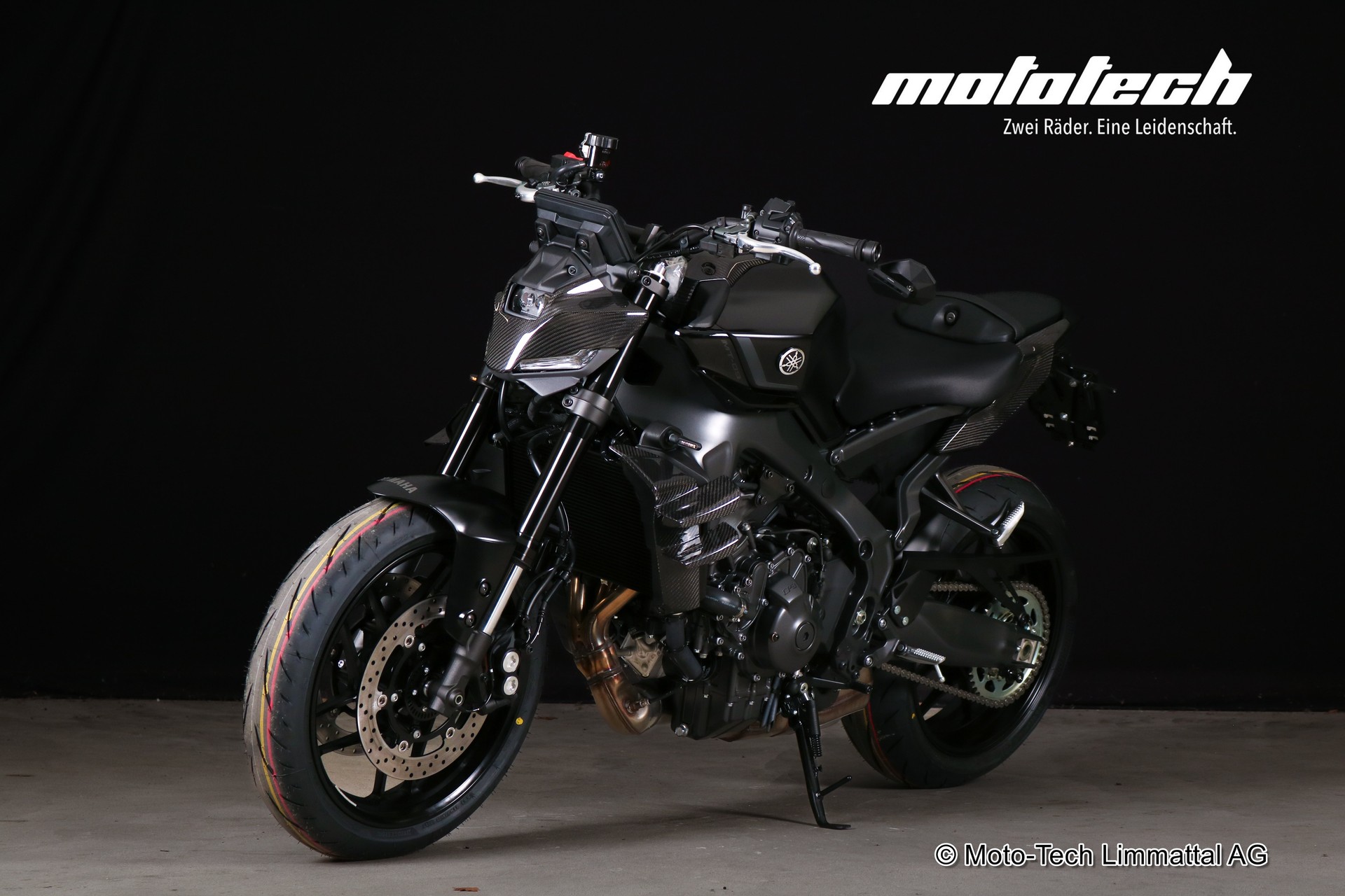 YAMAHA MT-09 CARBON EDITION-image-5