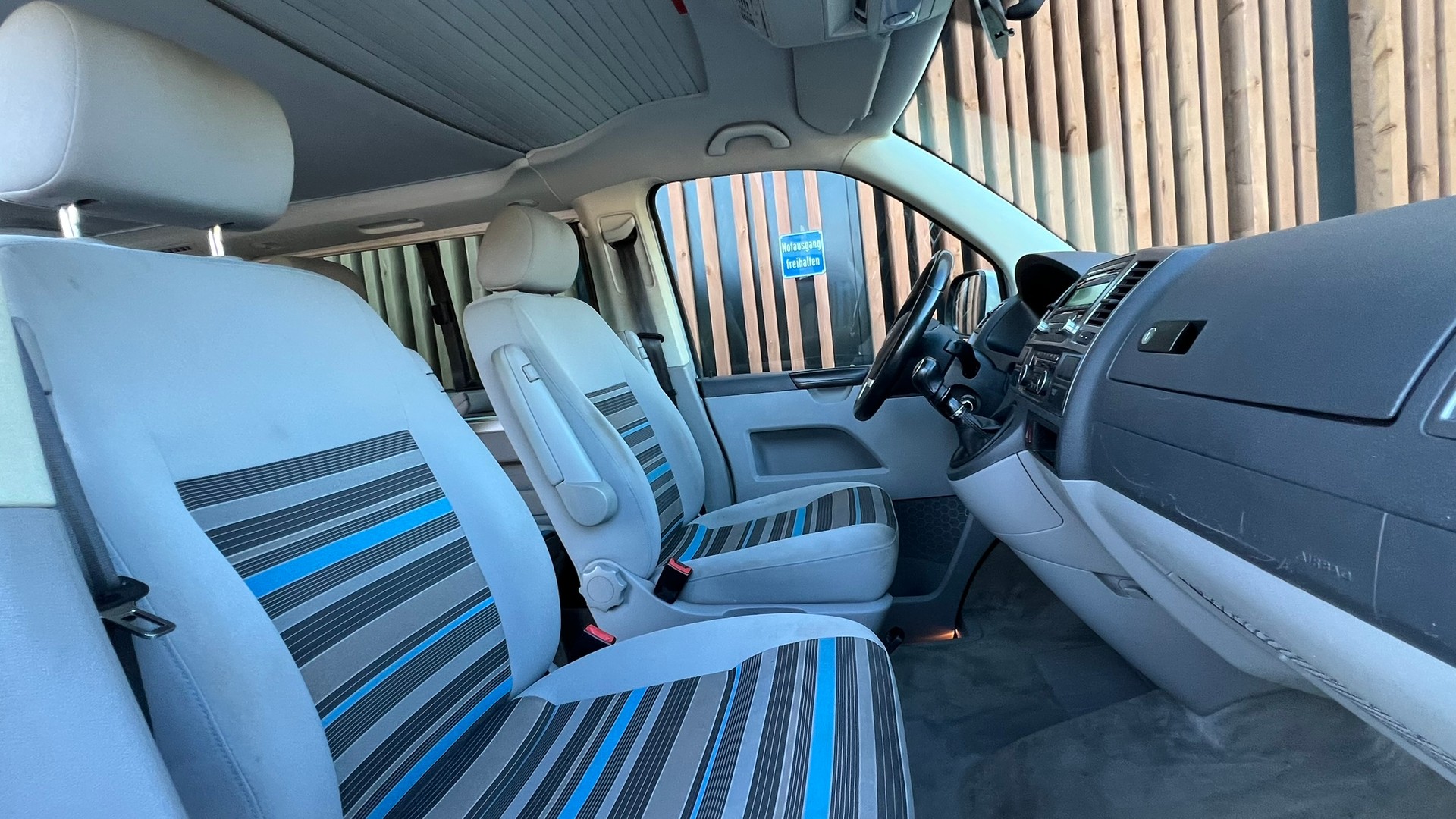 VW T5 CALIFORNIA 2.0 Bi-TDI BEACH 4MOTION l 140 PS-image-24