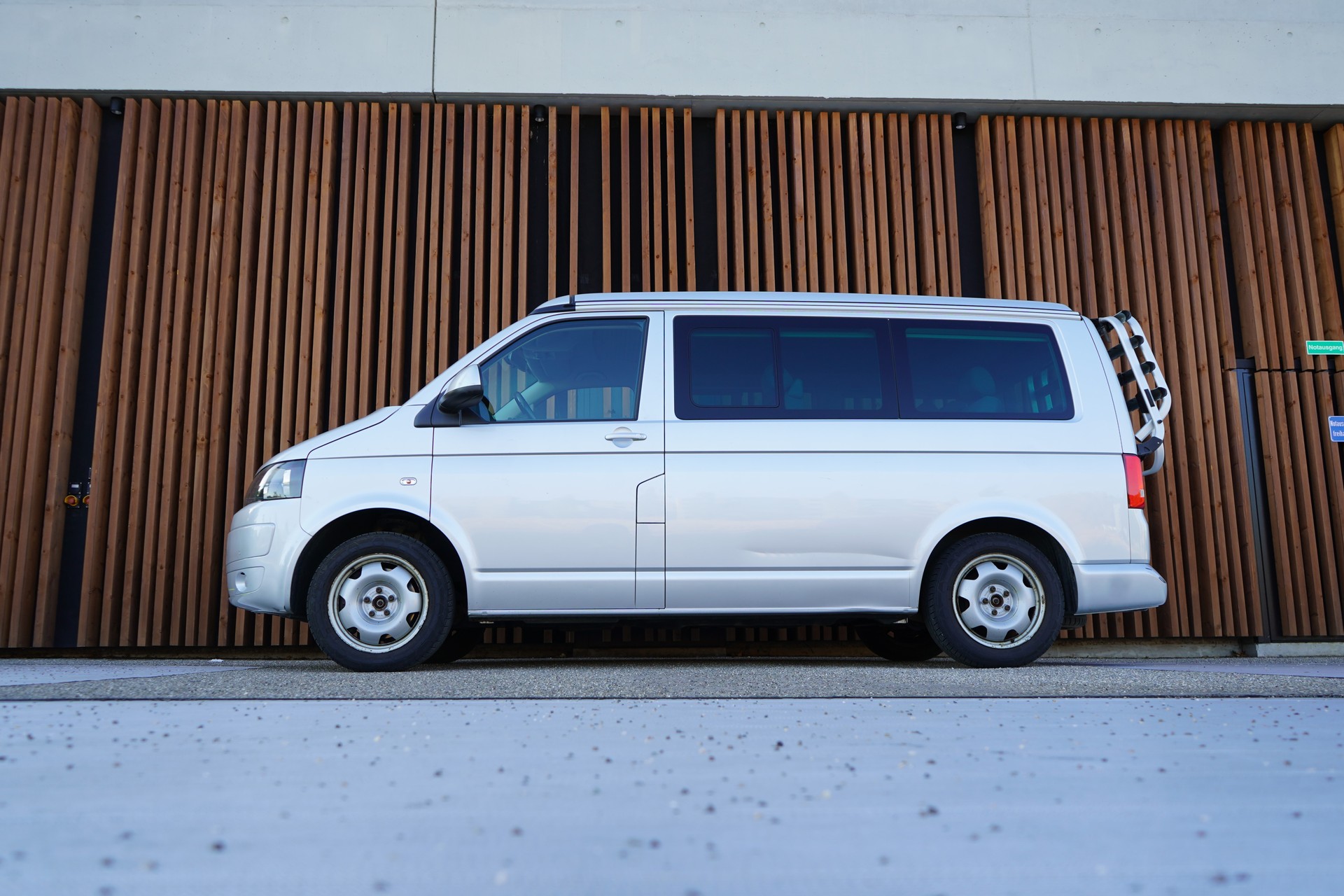 VW T5 CALIFORNIA 2.0 Bi-TDI BEACH 4MOTION l 140 PS-showroom-element-1