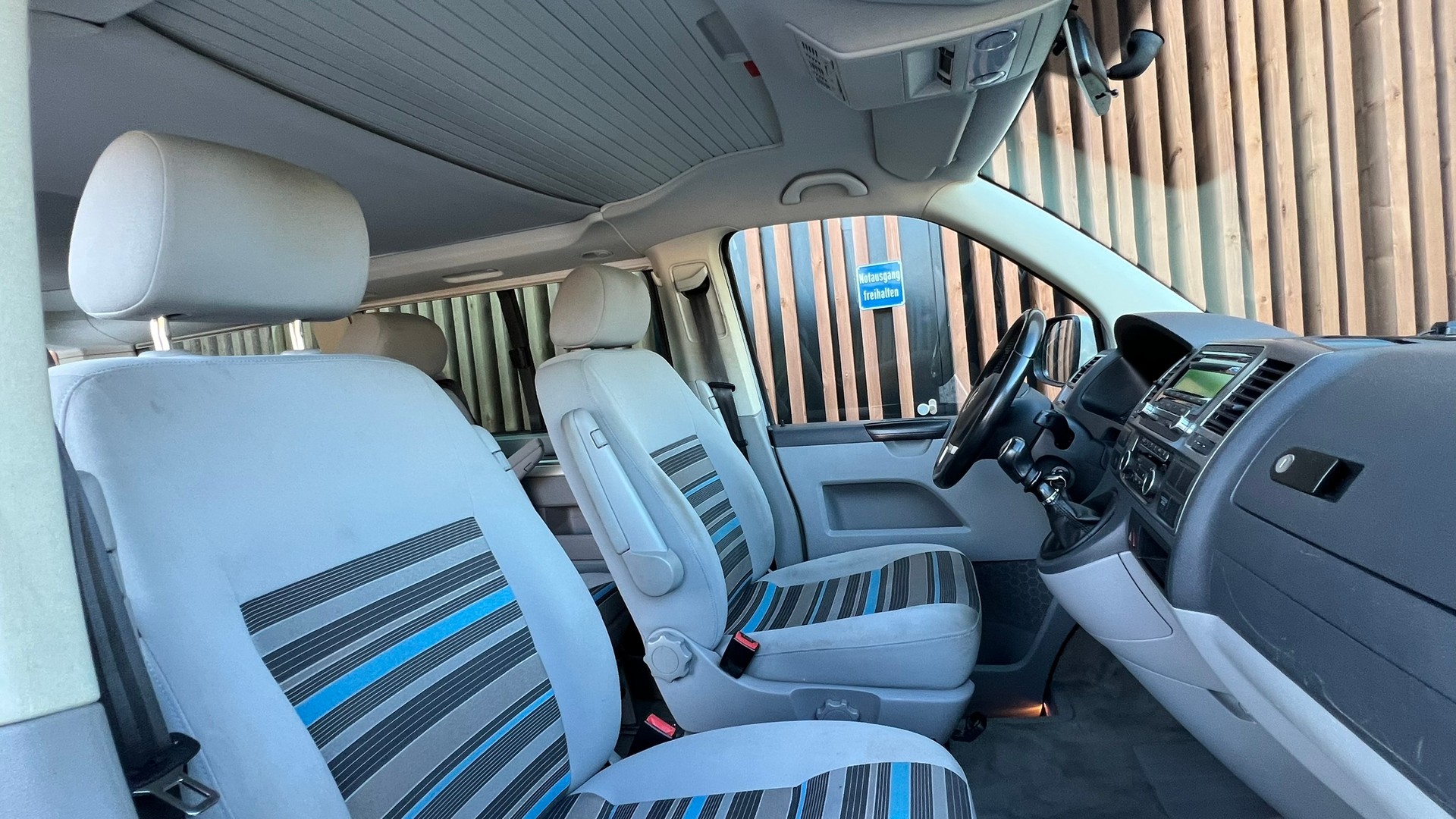 VW T5 CALIFORNIA 2.0 Bi-TDI BEACH 4MOTION l 140 PS-image-22