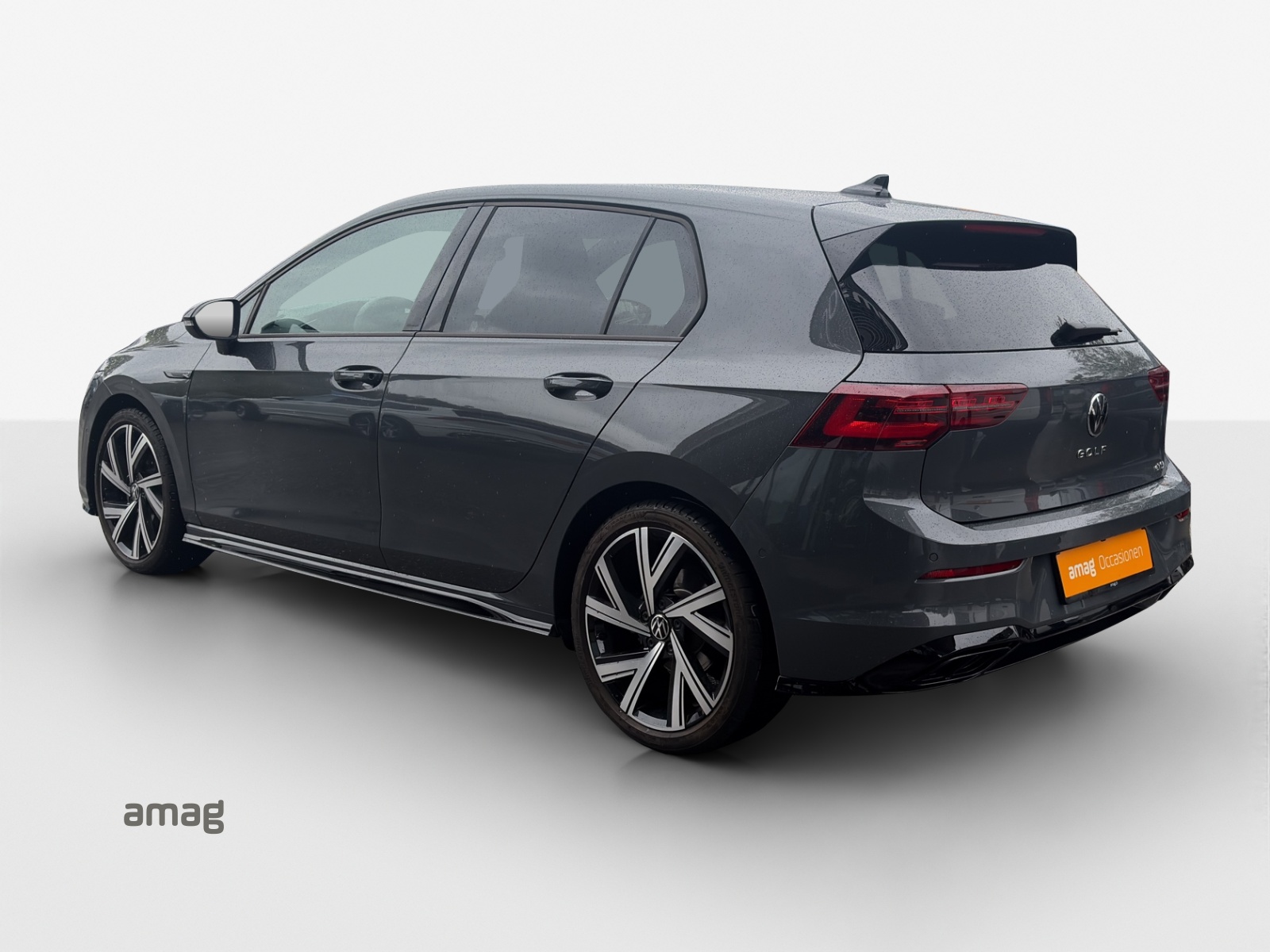 VW Golf 1.5 eTSI mHEV ACT R-Line DSG-showroom-element-2