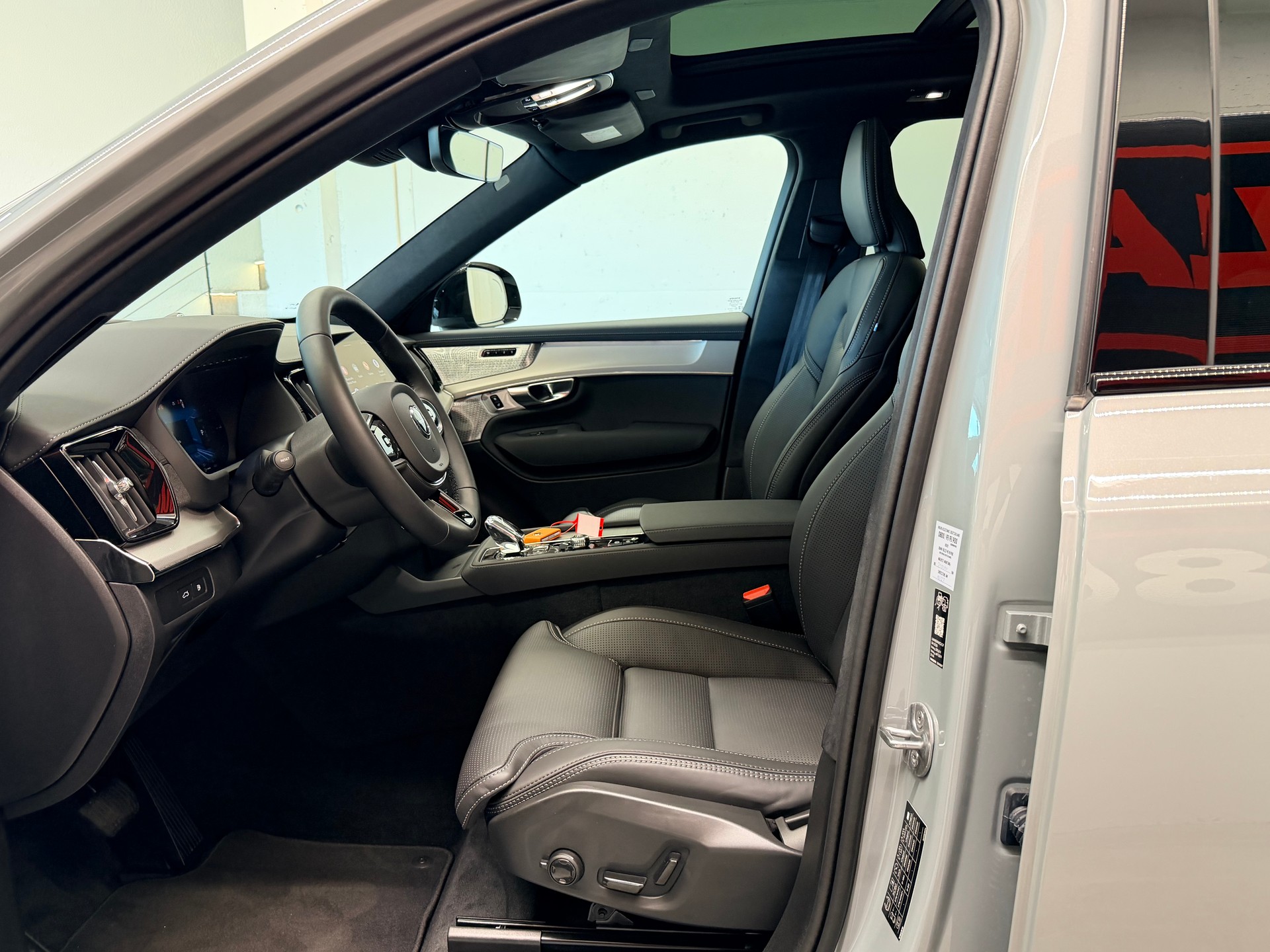 VOLVO XC90 T8 eAWD PluginHybrid Black Edition Geartronic-image-14