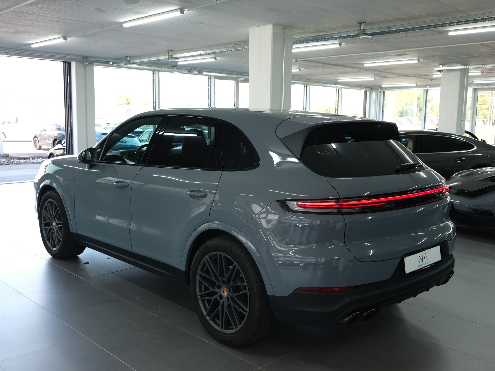 PORSCHE Cayenne Tiptronic *Porsche Aproved* *Panorama* *Sport Chrono*-image-11