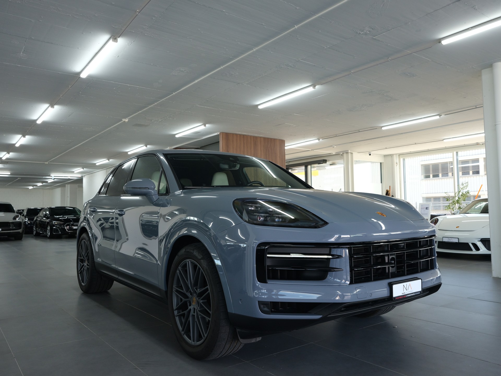 PORSCHE Cayenne Tiptronic *Porsche Aproved* *Panorama* *Sport Chrono*-showroom-element-1