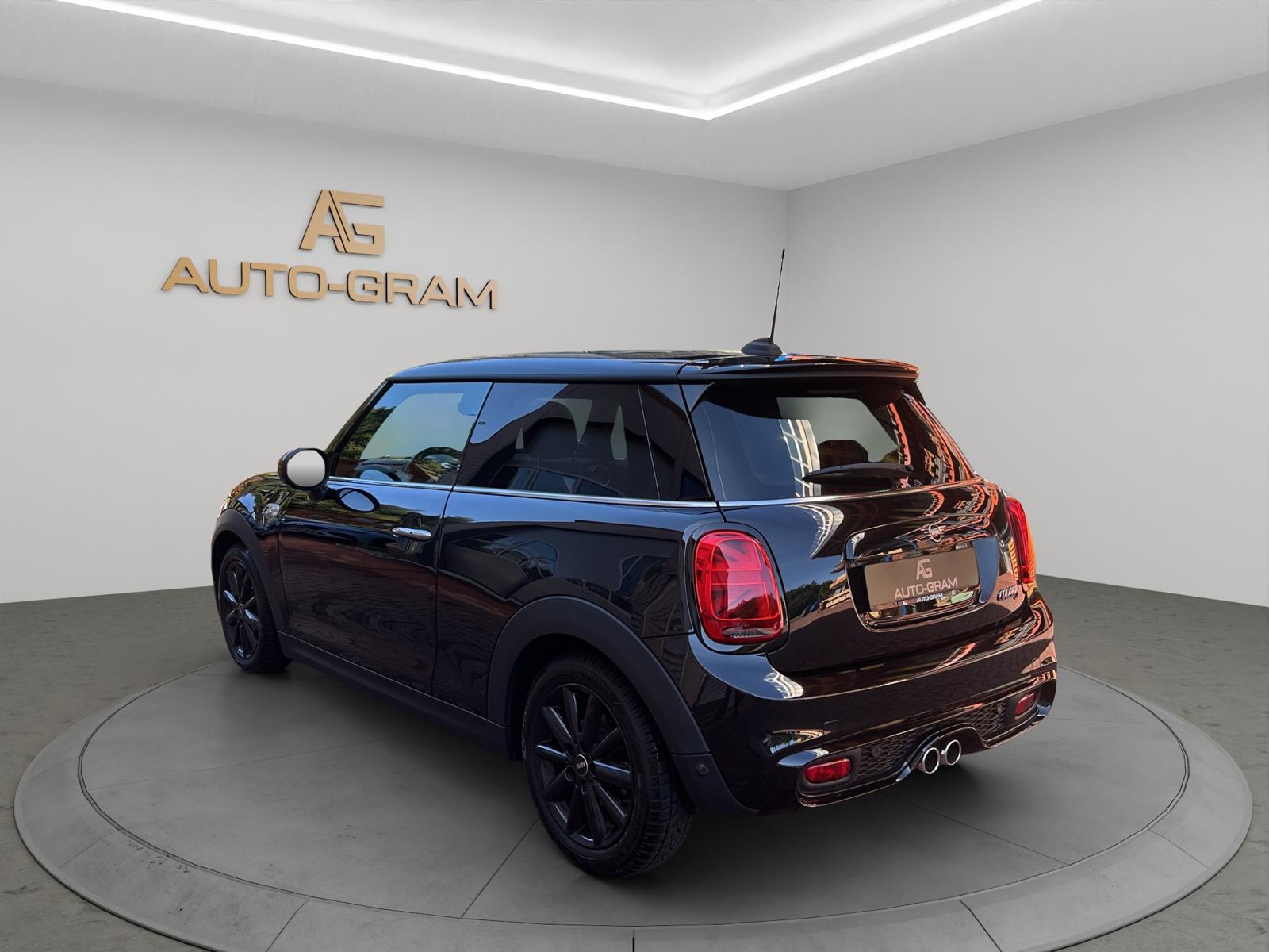 MINI Cooper S Steptronic DKG-showroom-element-2