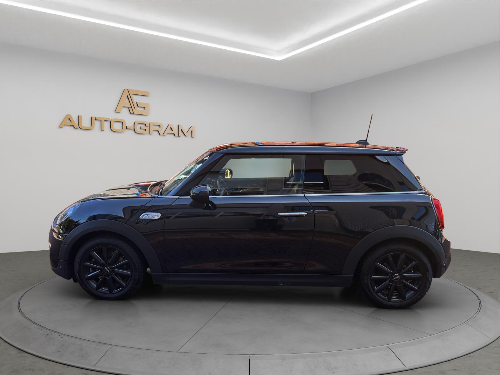 MINI Cooper S Steptronic DKG-showroom-element-1