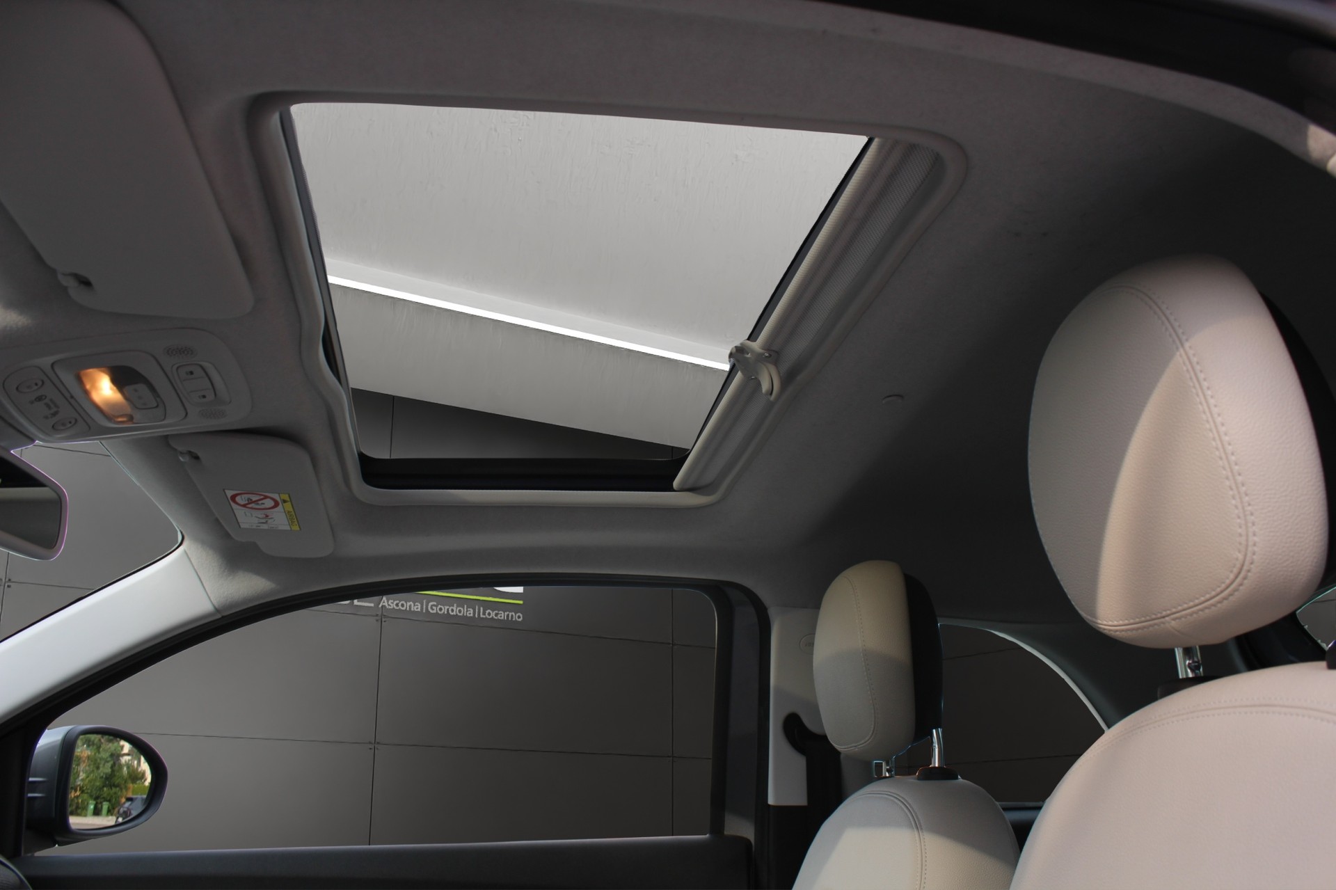 FIAT 500 La Prima-image-9