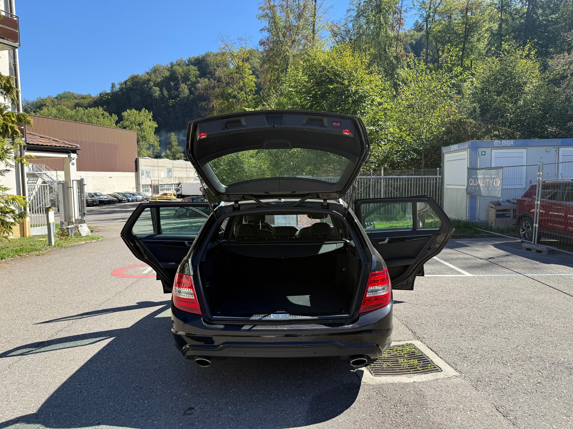 MERCEDES-BENZ C 300 CDI Elégance 4Matic 7G-Tronic-image-17
