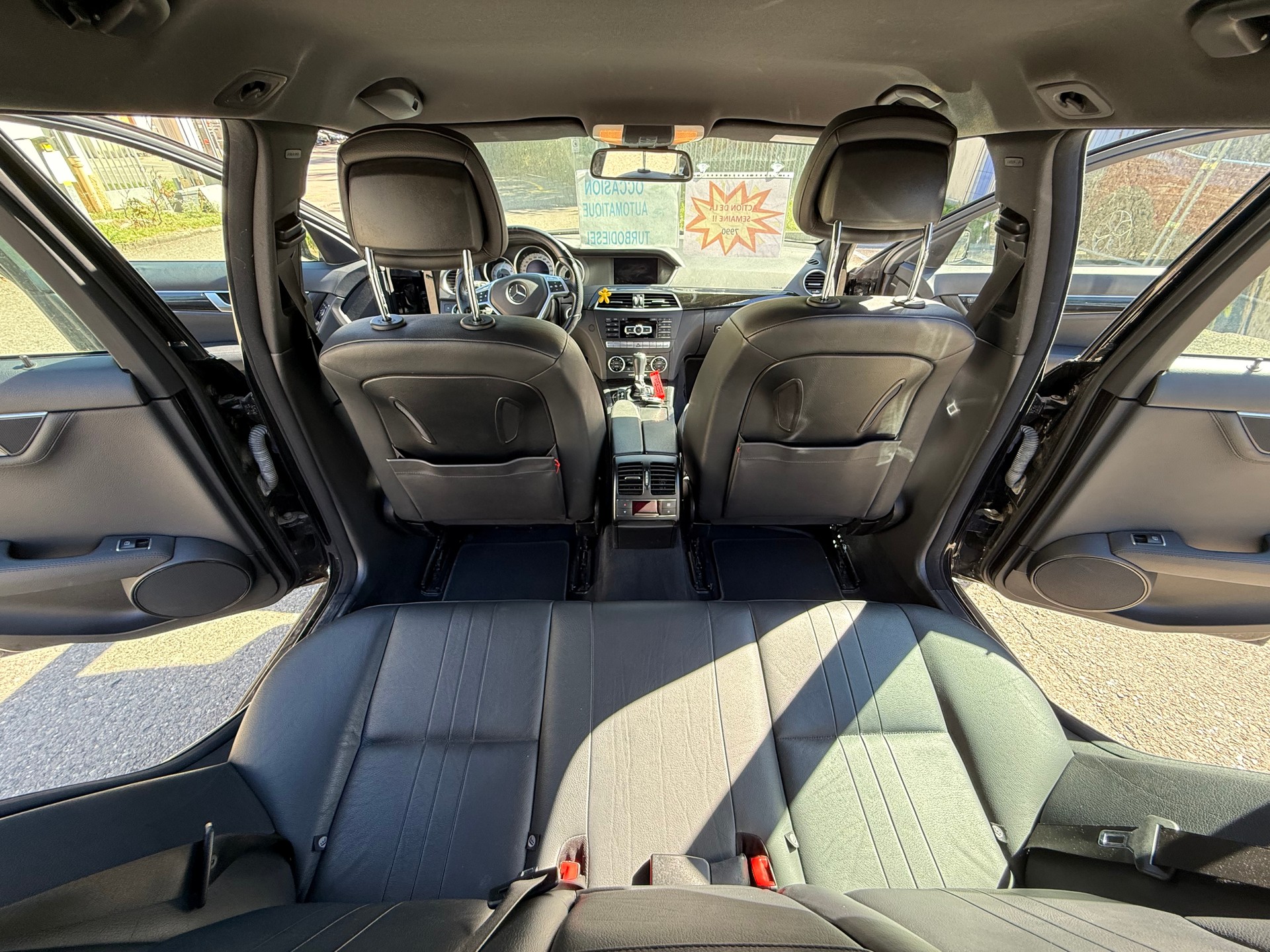 MERCEDES-BENZ C 300 CDI Elégance 4Matic 7G-Tronic-image-23