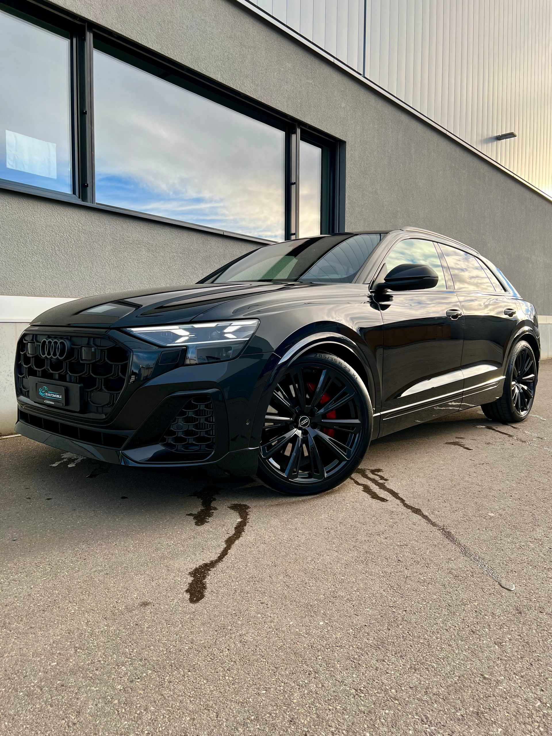 AUDI Q8 SUV TFSI e quattro 360 kW tiptronic