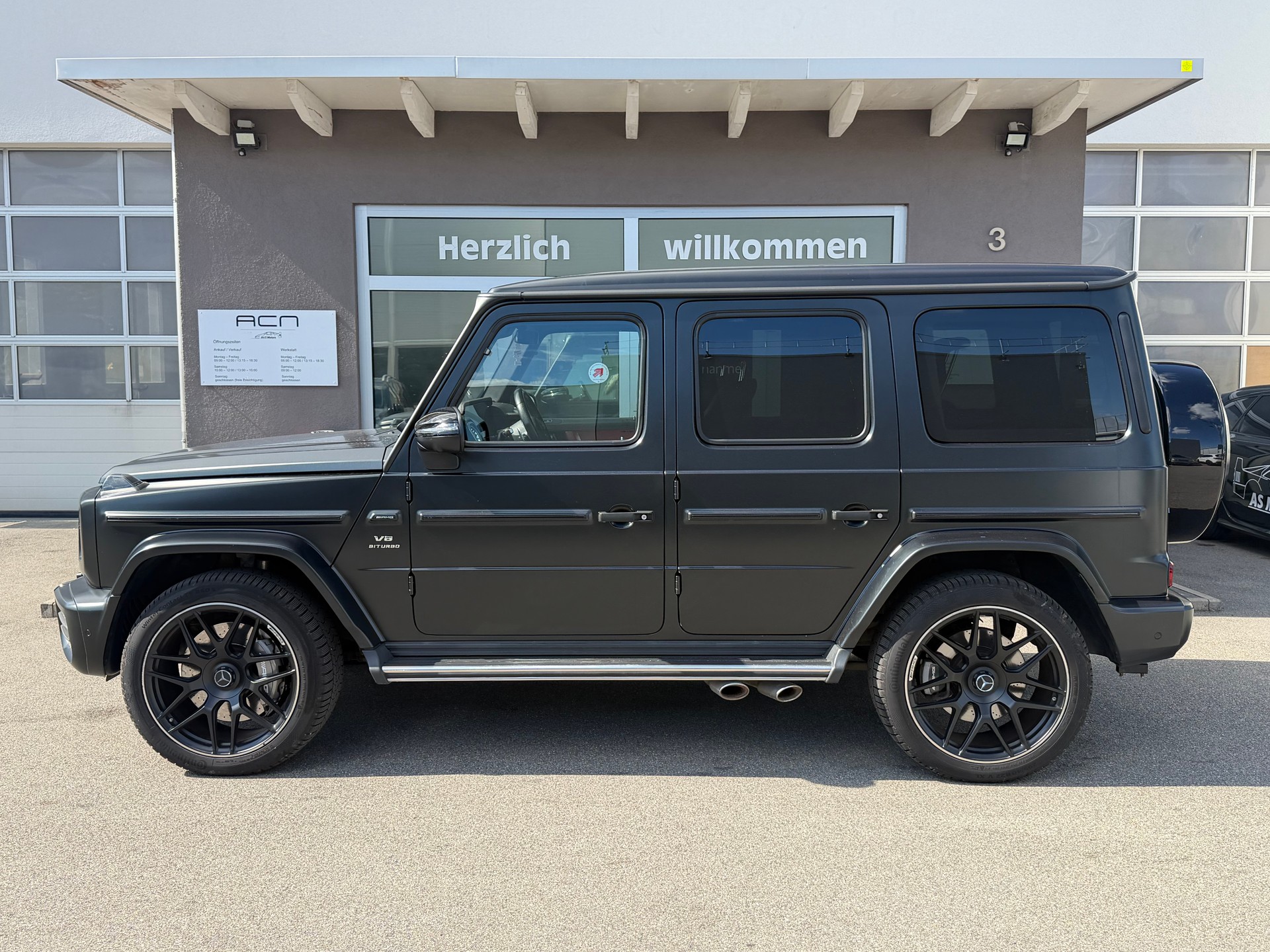 MERCEDES-BENZ G 63 AMG Speedshift Plus G-Tronic-showroom-element-3