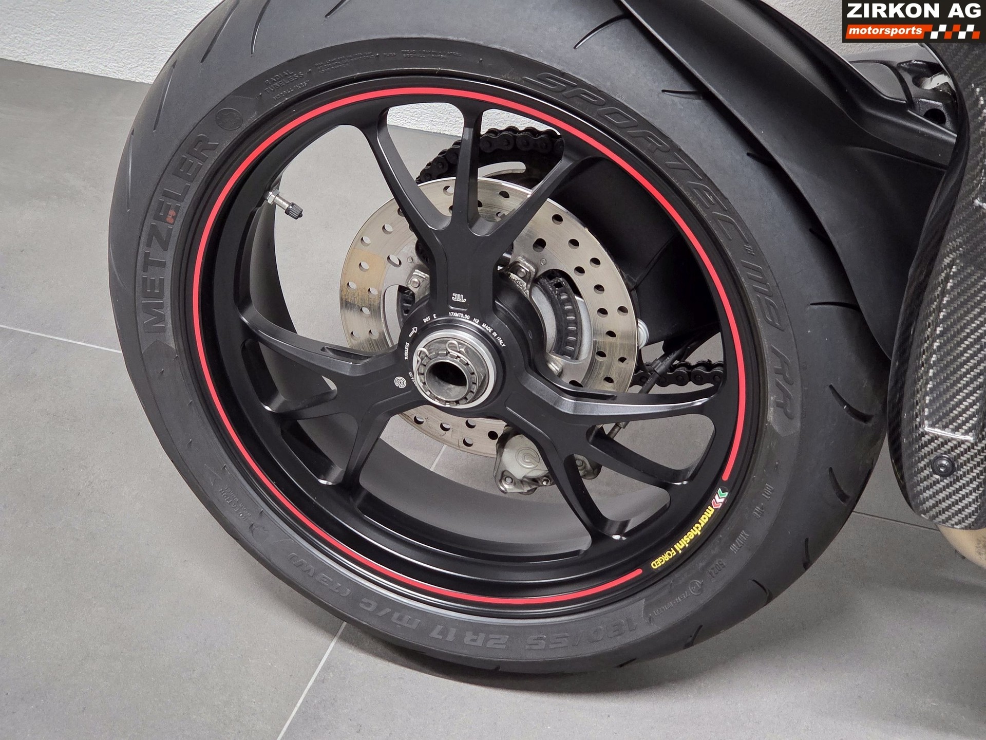 DUCATI Hypermotard 939 SP-image-5