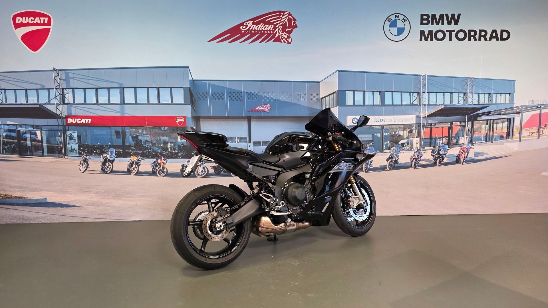 YAMAHA YZF-R9-image-4