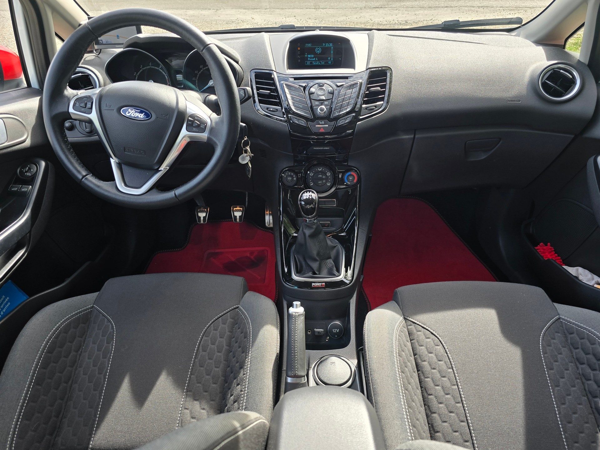 FORD 1.0 EcoB 140 Swiss Edition-image-10
