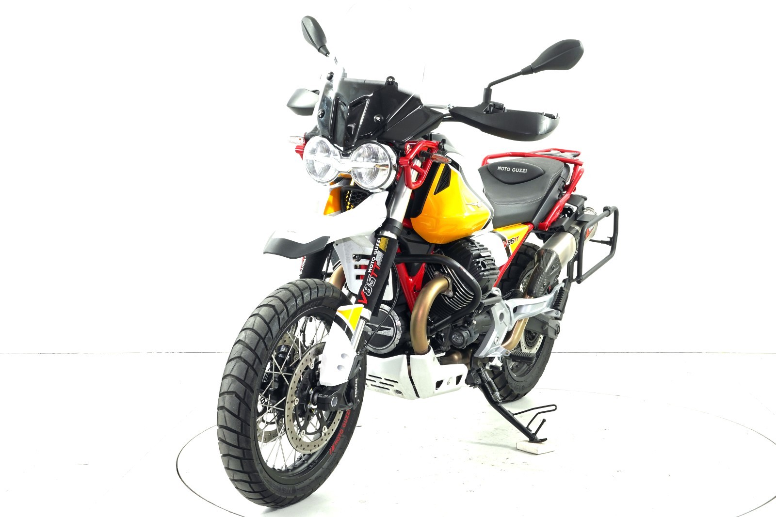 MOTO GUZZI V85 TT ABS-showroom-element-2