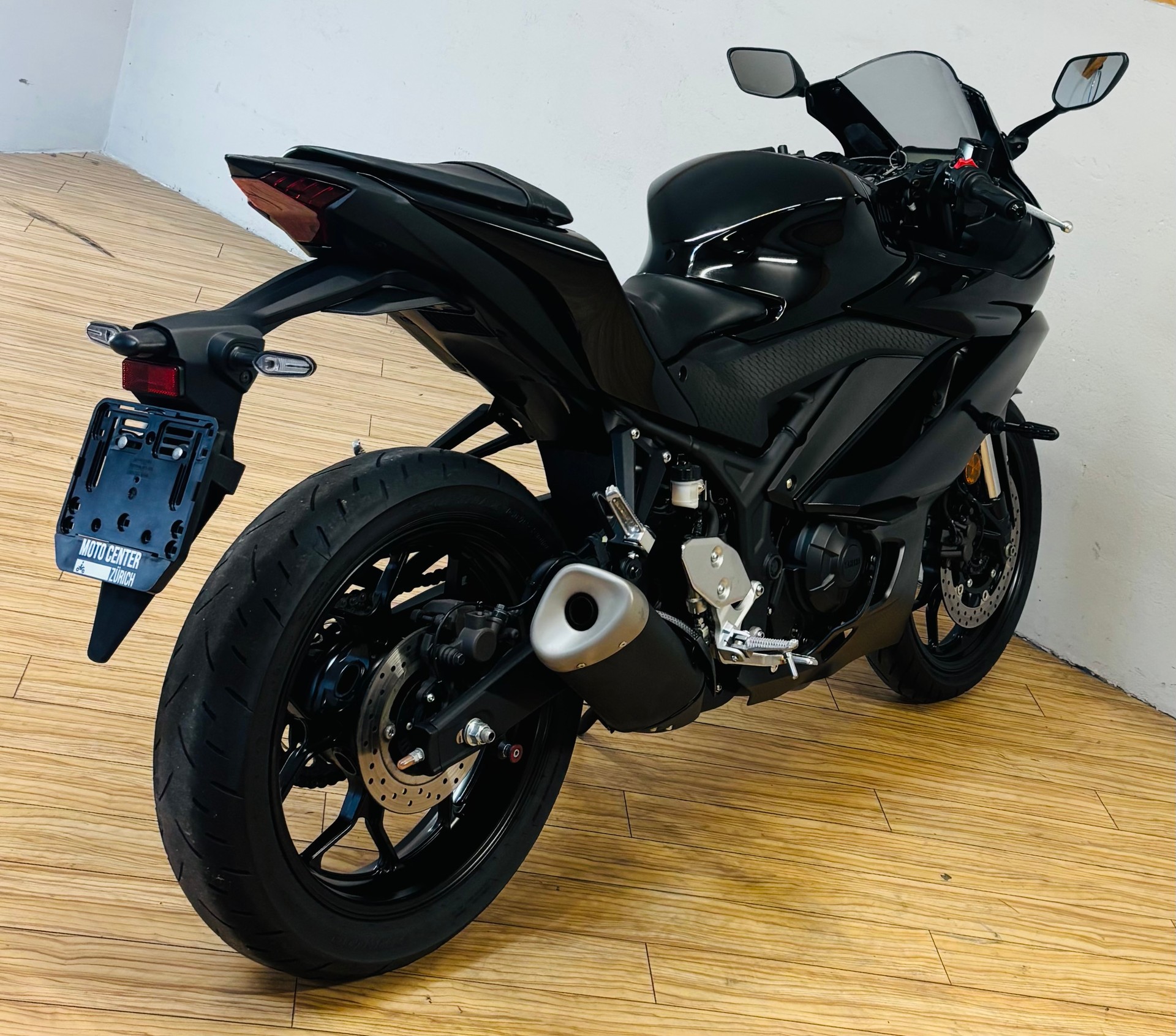 YAMAHA YZF-R3-image-2