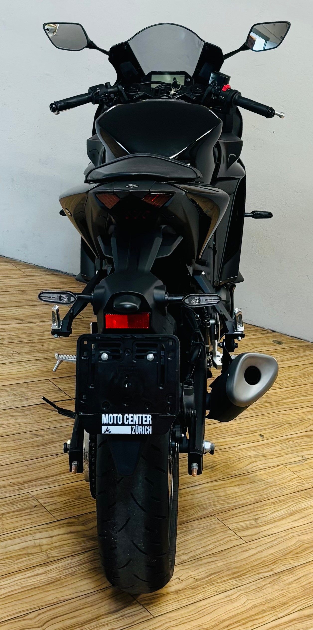 YAMAHA YZF-R3-image-3