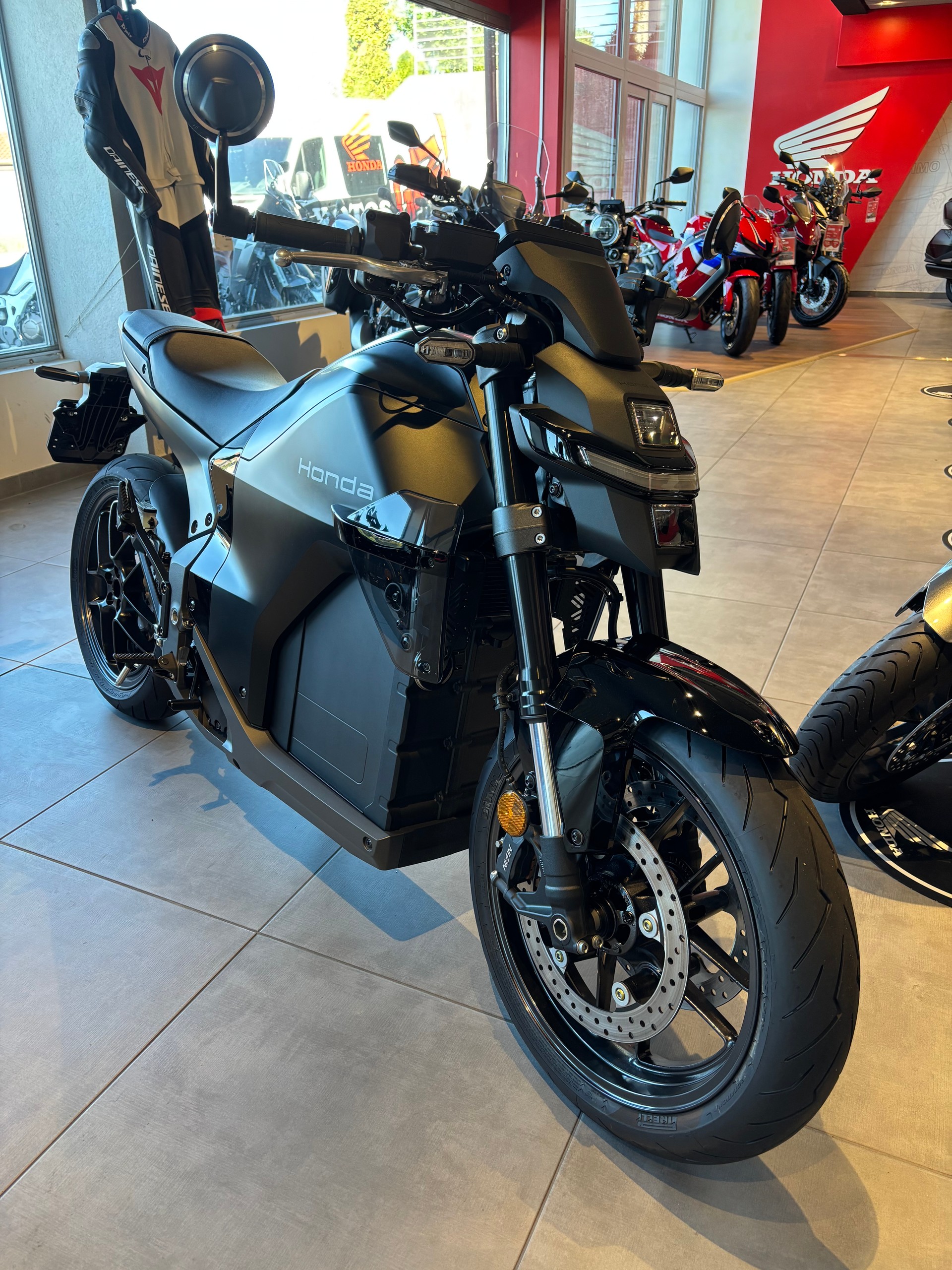 HONDA WN7-image-2