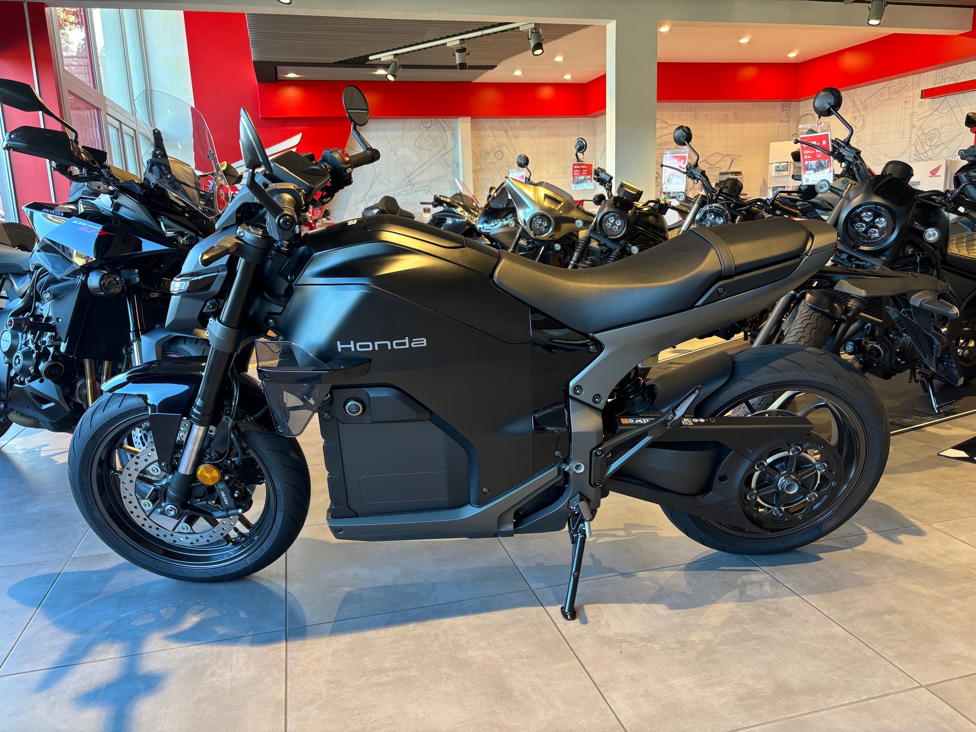 HONDA WN7-image-1