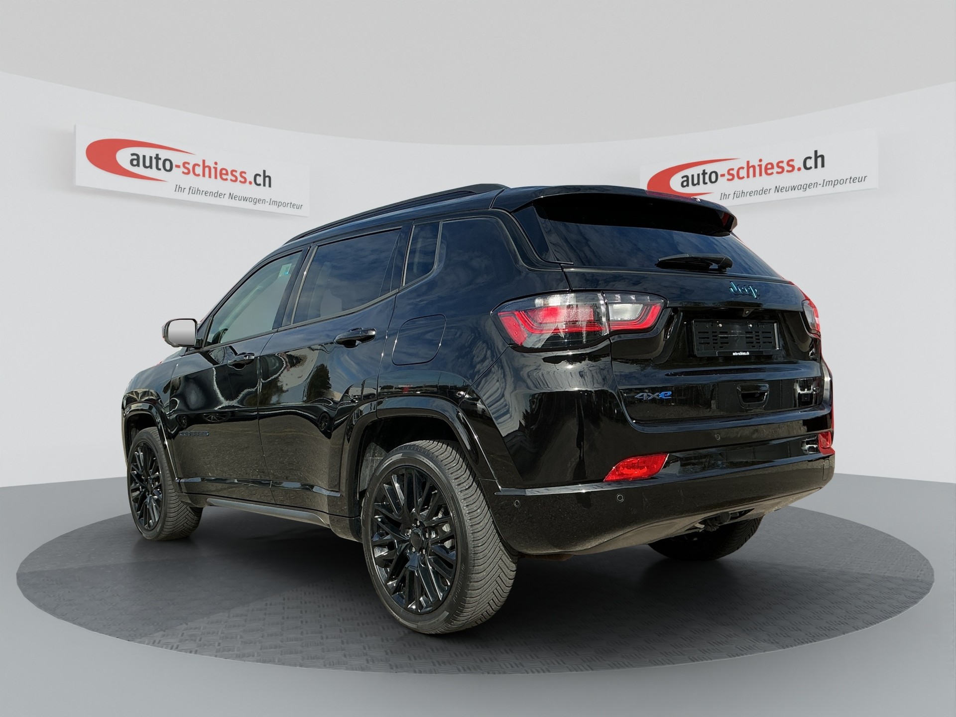 JEEP Compass 1.3 T PHEV S AWD-showroom-element-2