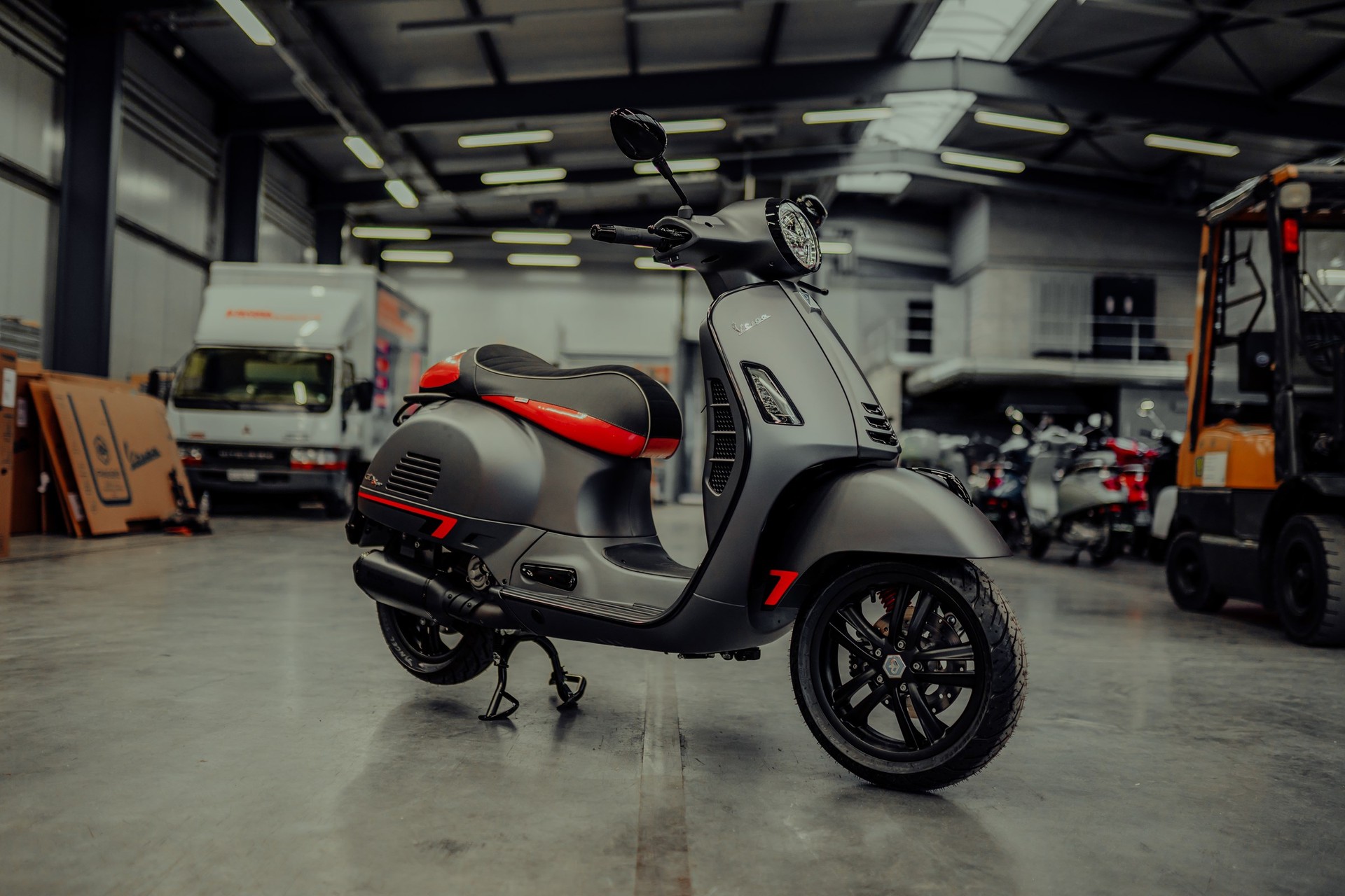 PIAGGIO Vespa GTS 300 HPE Super Sport ABS/ASR-image-4