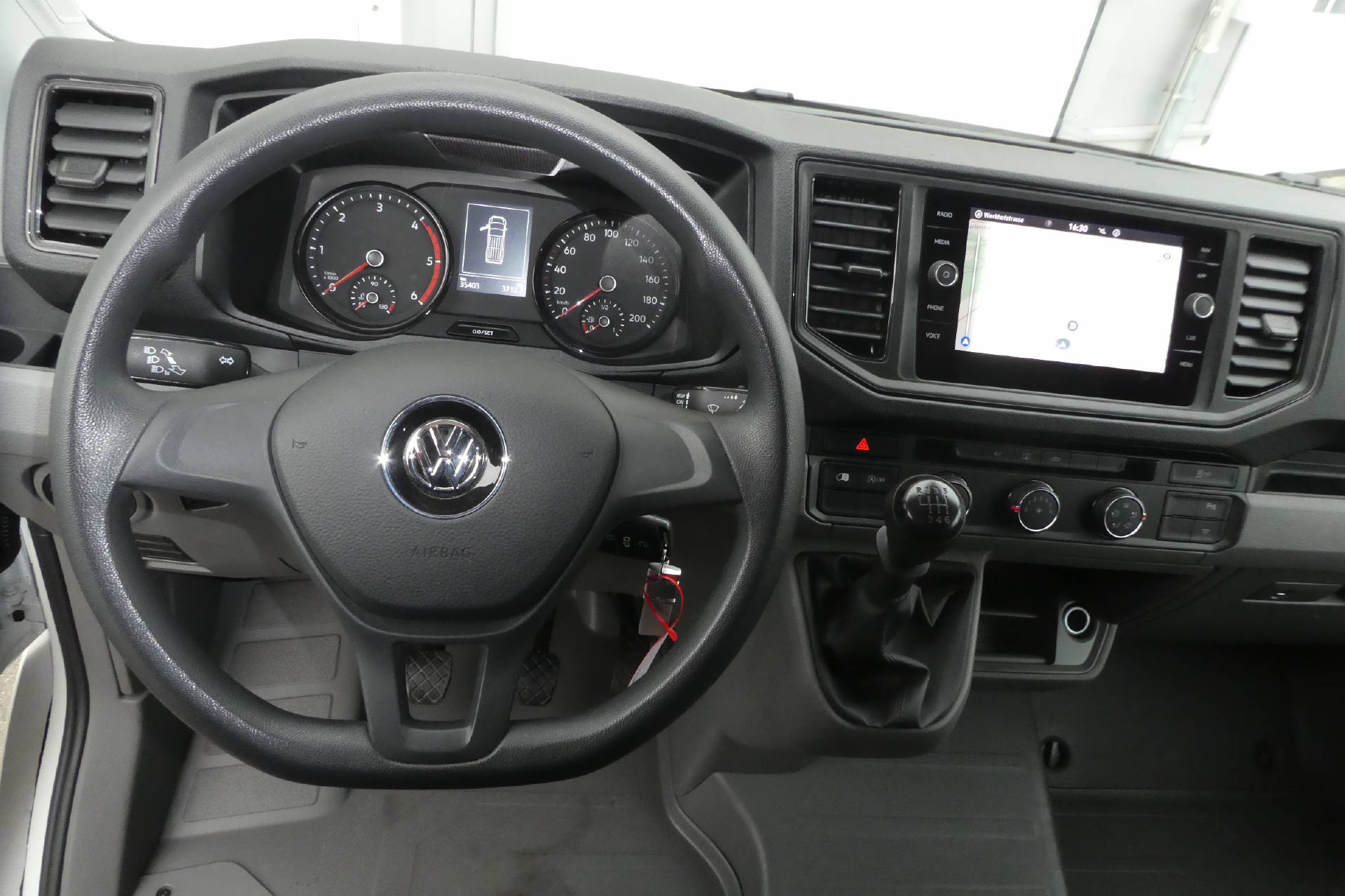 VW Crafter 35 Kaw. 3640 2.0 TDI 140 L3*140PS*Navi*Rückfahrkamera*-image-11