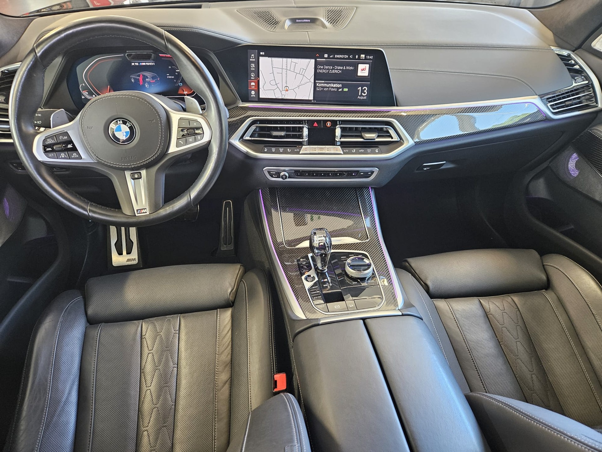 BMW X5 xDrive M50i Steptronic-image-4