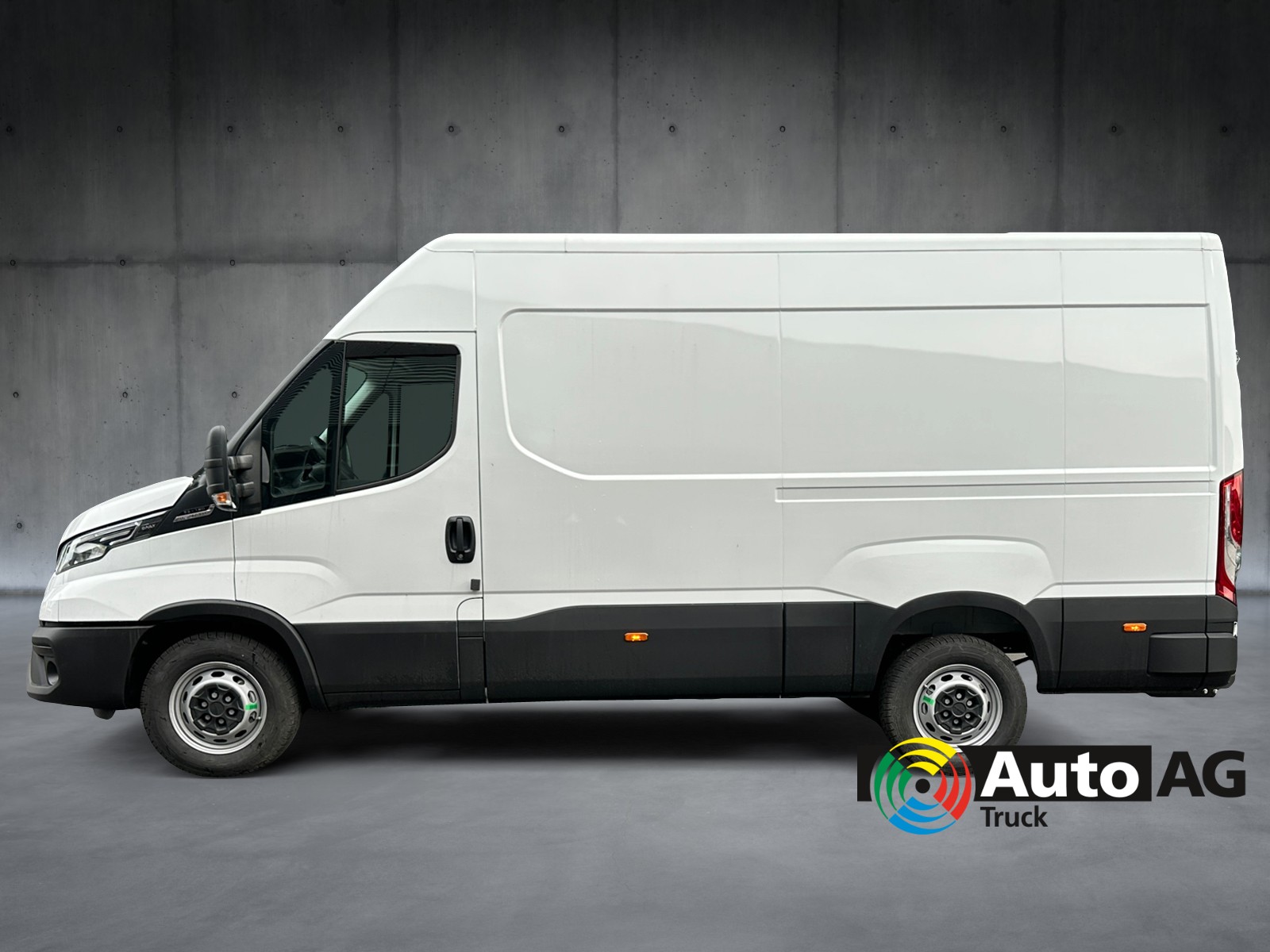 IVECO 35s18v eco-showroom-element-1