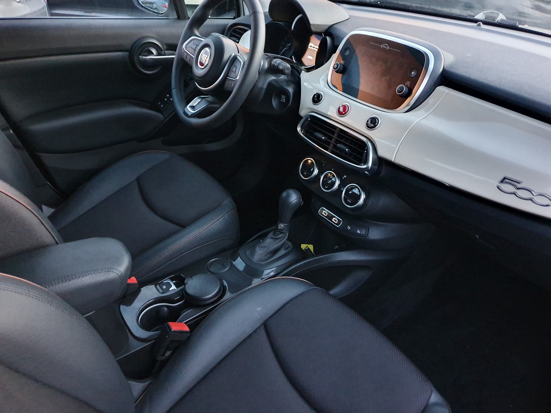 FIAT 500X 1.3 GSE City Cross-image-7
