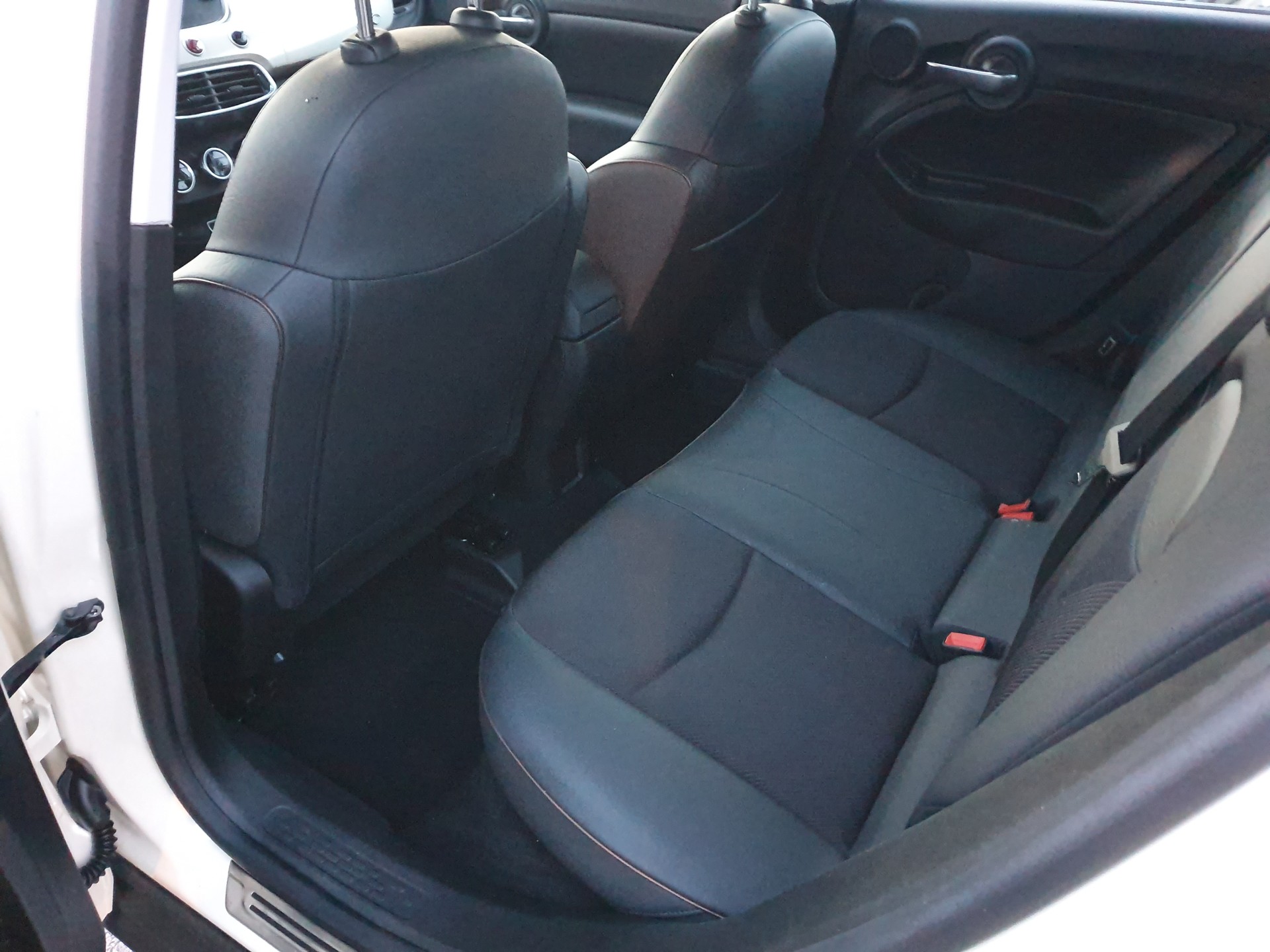 FIAT 500X 1.3 GSE City Cross-image-6