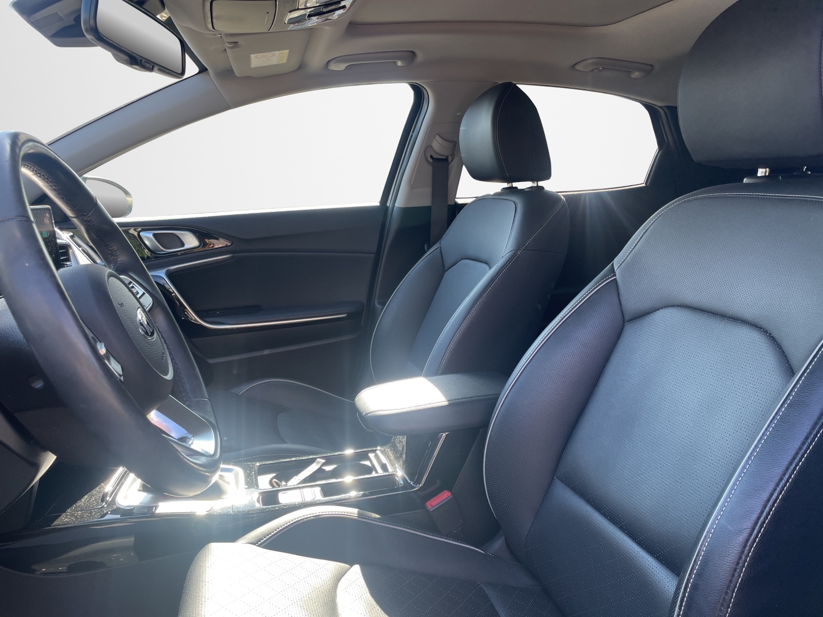 KIA XCeed 1.6 GDi Plug-in Hybrid Style-image-9