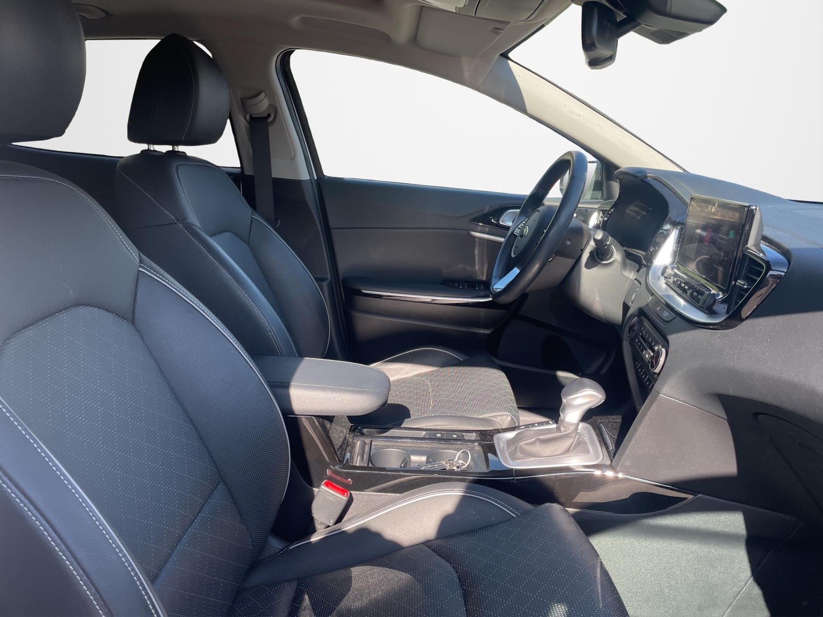 KIA XCeed 1.6 GDi Plug-in Hybrid Style-image-12