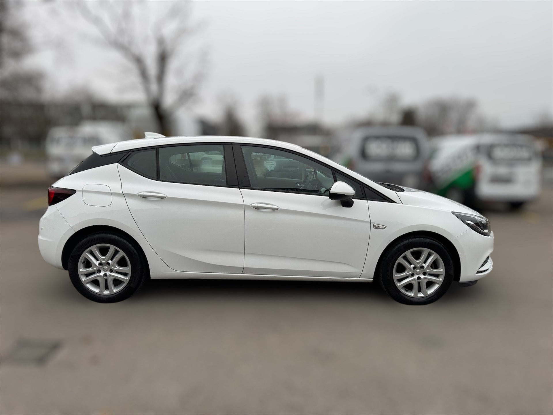 OPEL Astra 1.0i Turbo Enjoy-image-2