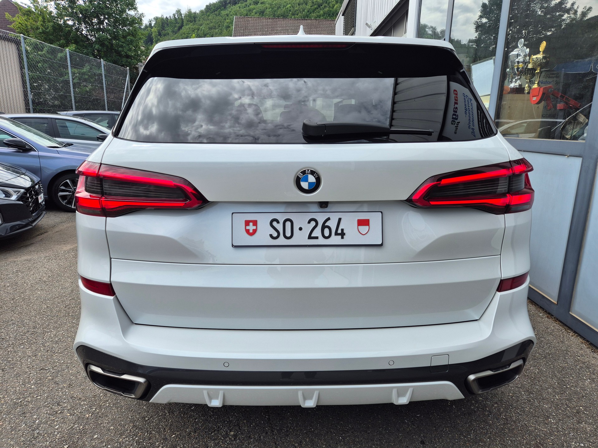 BMW X5 xDrive M50d Steptronic-image-4