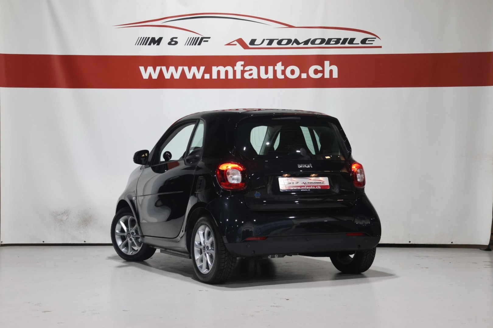SMART Fortwo Coupé EQ Pulse-showroom-element-3