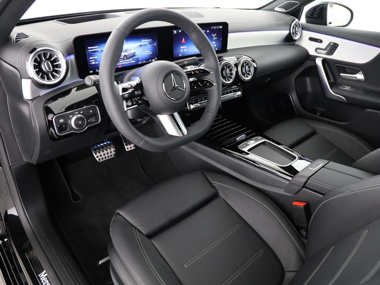 MERCEDES-BENZ A 250 4Matic 8G-DCT-image-5