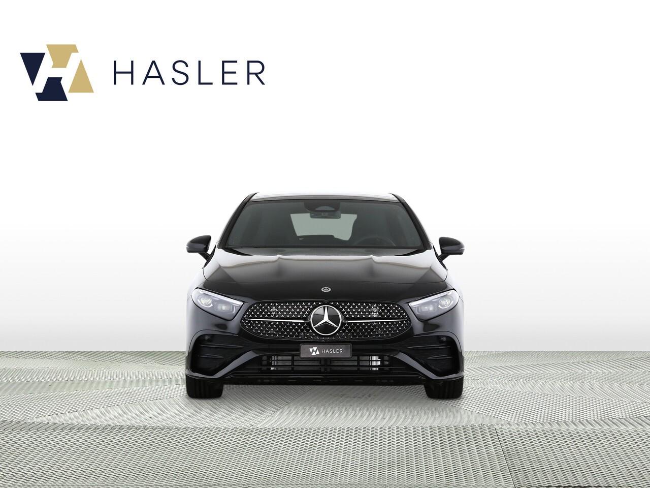 MERCEDES-BENZ A 250 4Matic 8G-DCT-showroom-element-1