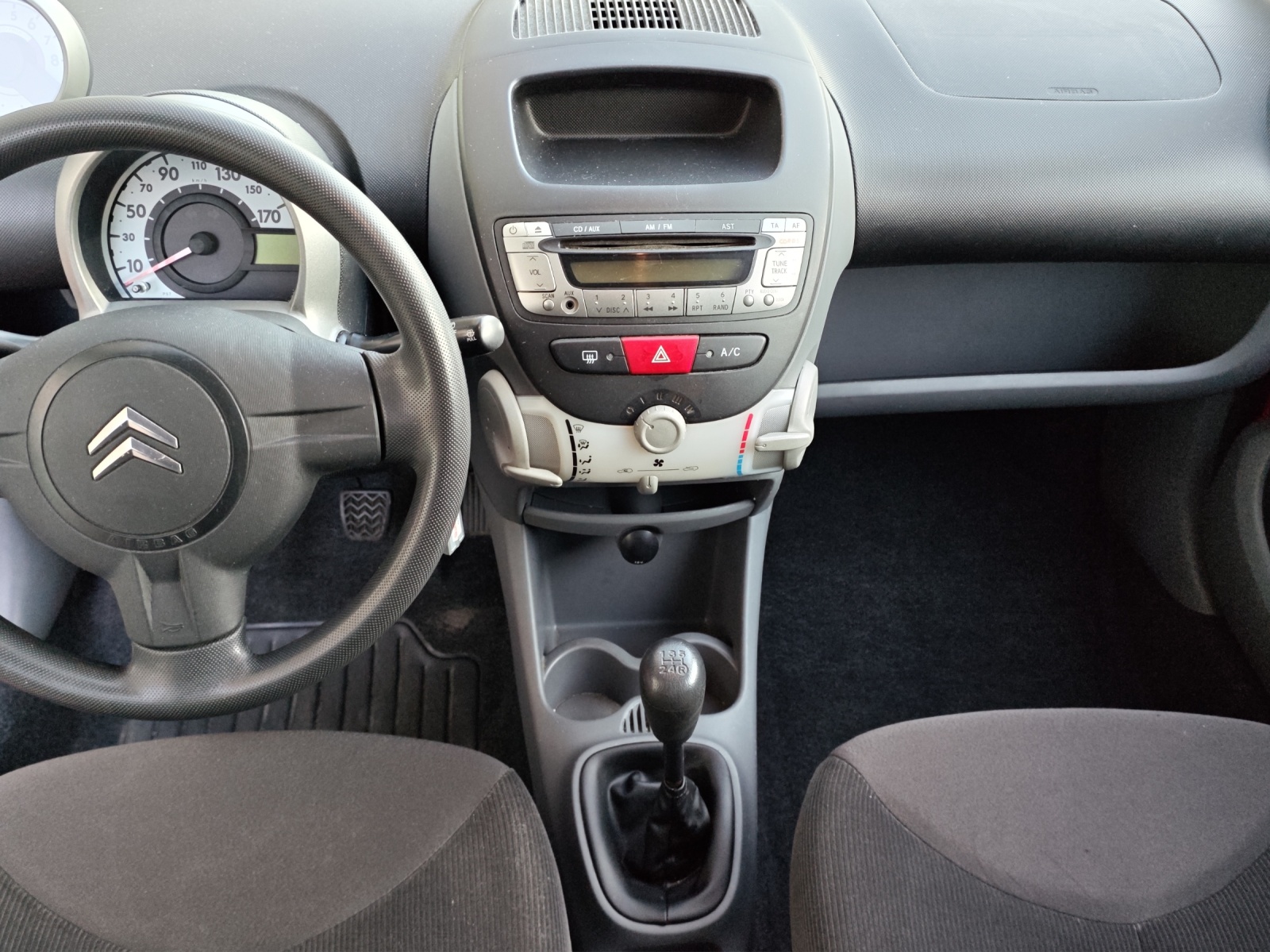 CITROEN C1 1.0i SX-image-13