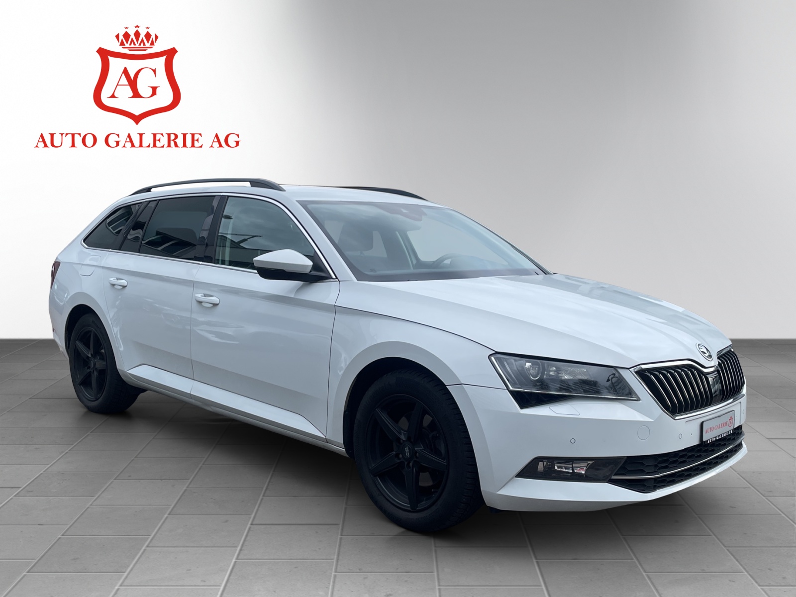SKODA Superb Combi 1.4 TSI ACT AmbitionDSG-image-6